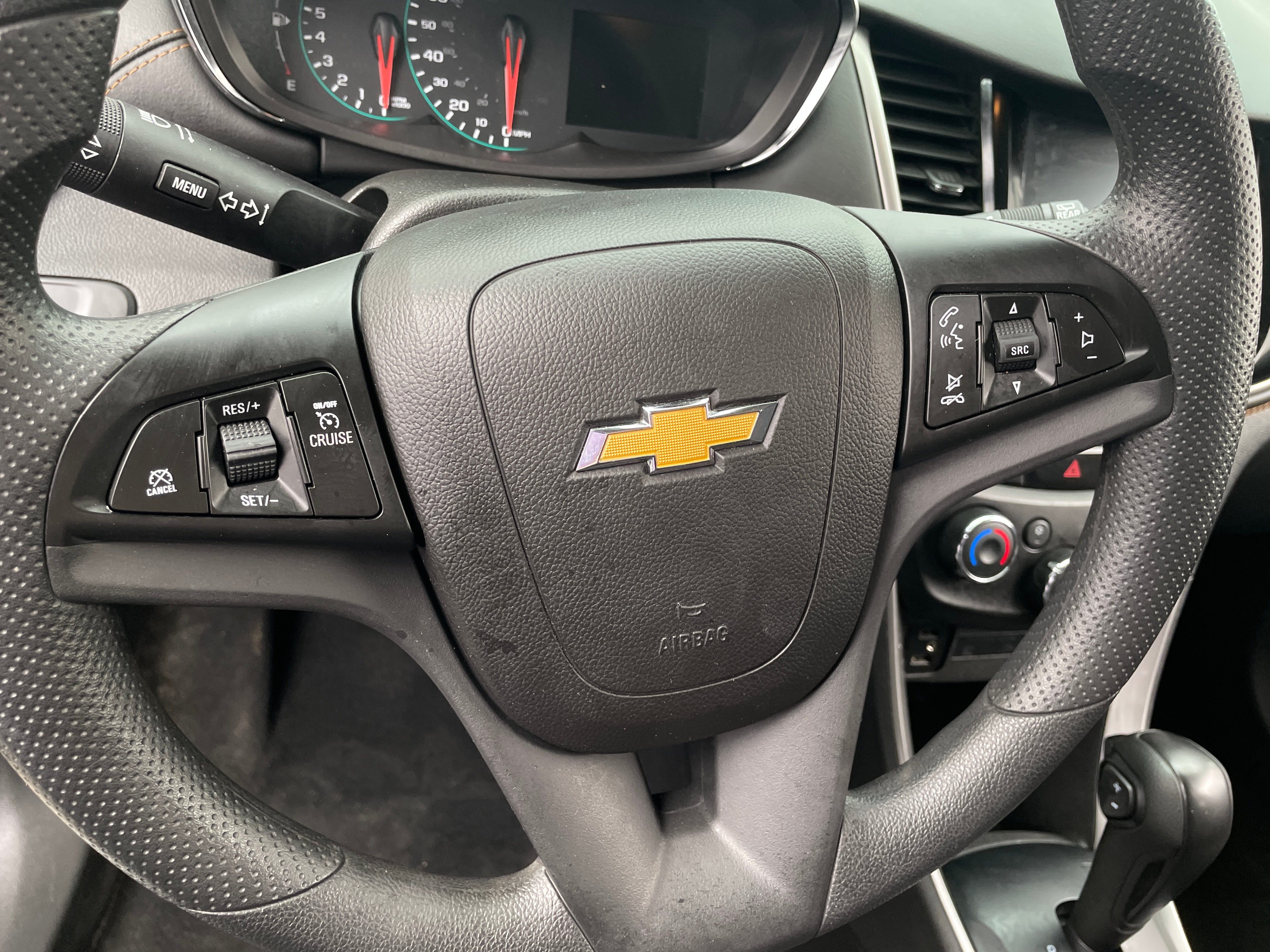 2022 Chevrolet Trax LS 5