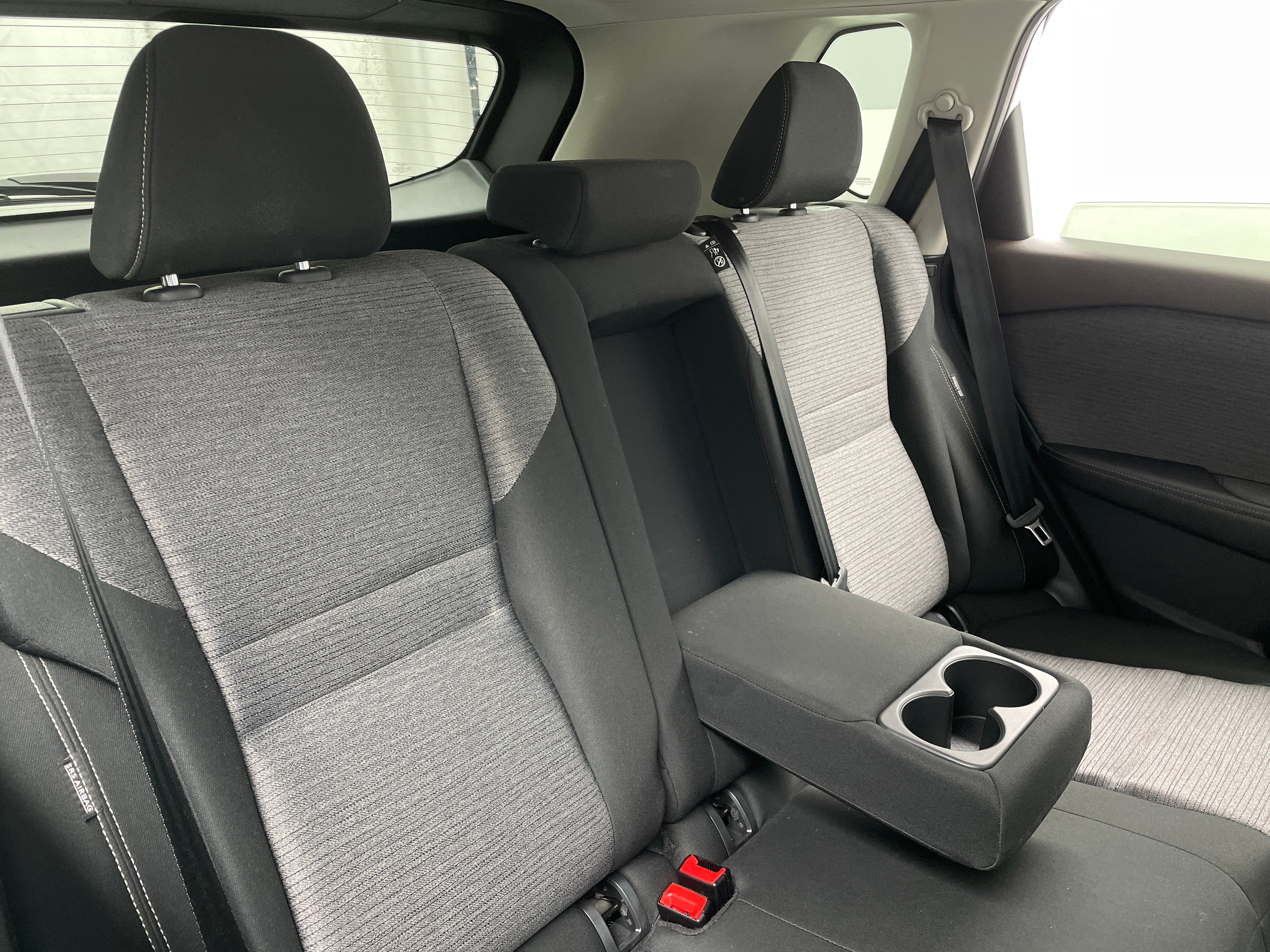 2023 Nissan Rogue SV 6