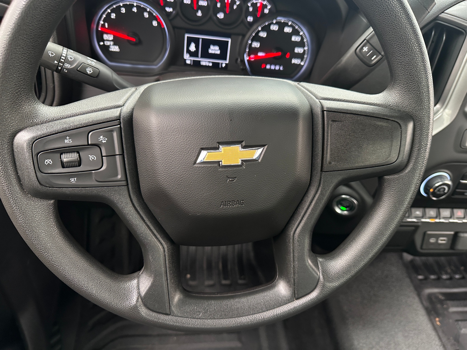 Thumbnail: 2024 Chevrolet Silverado 1500 - 5