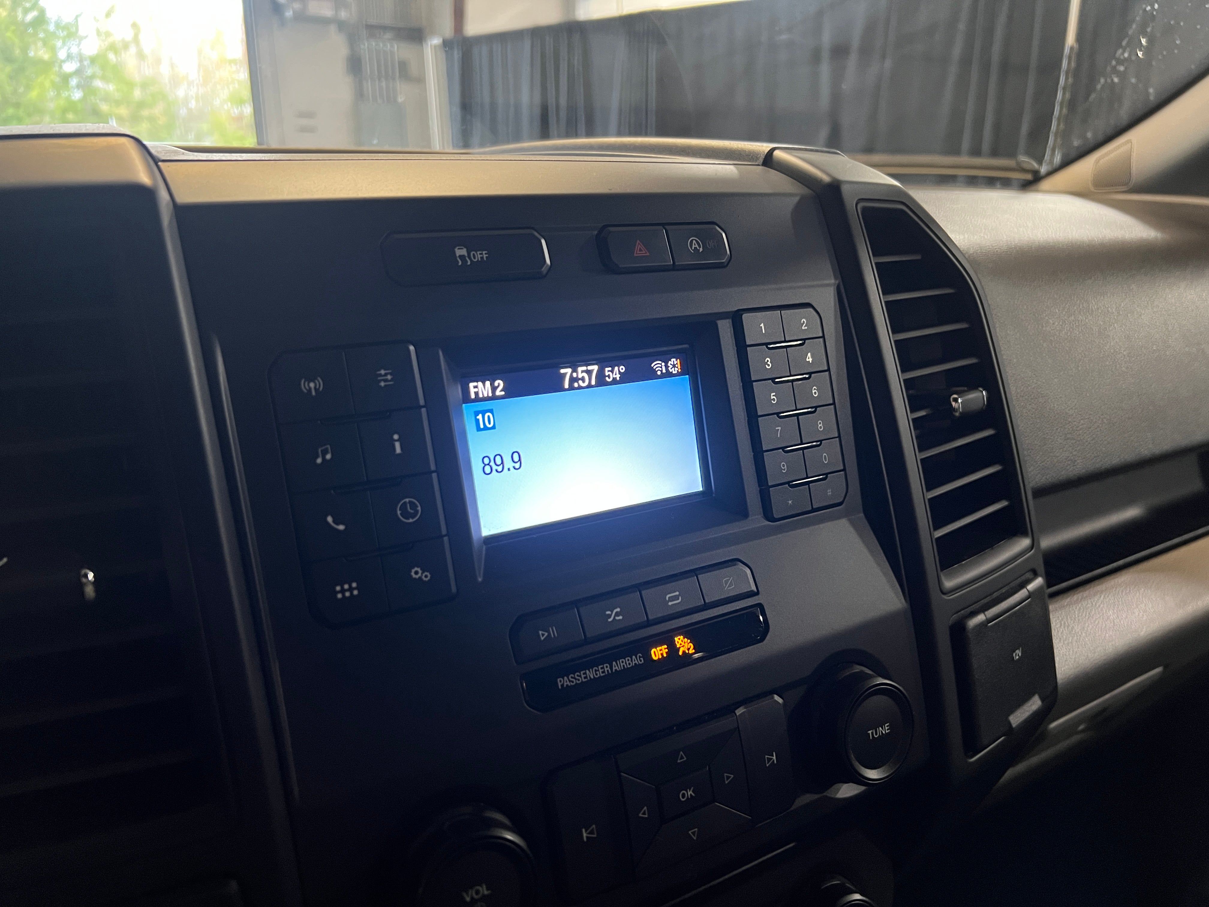 2018 Ford Econoline E-150 4