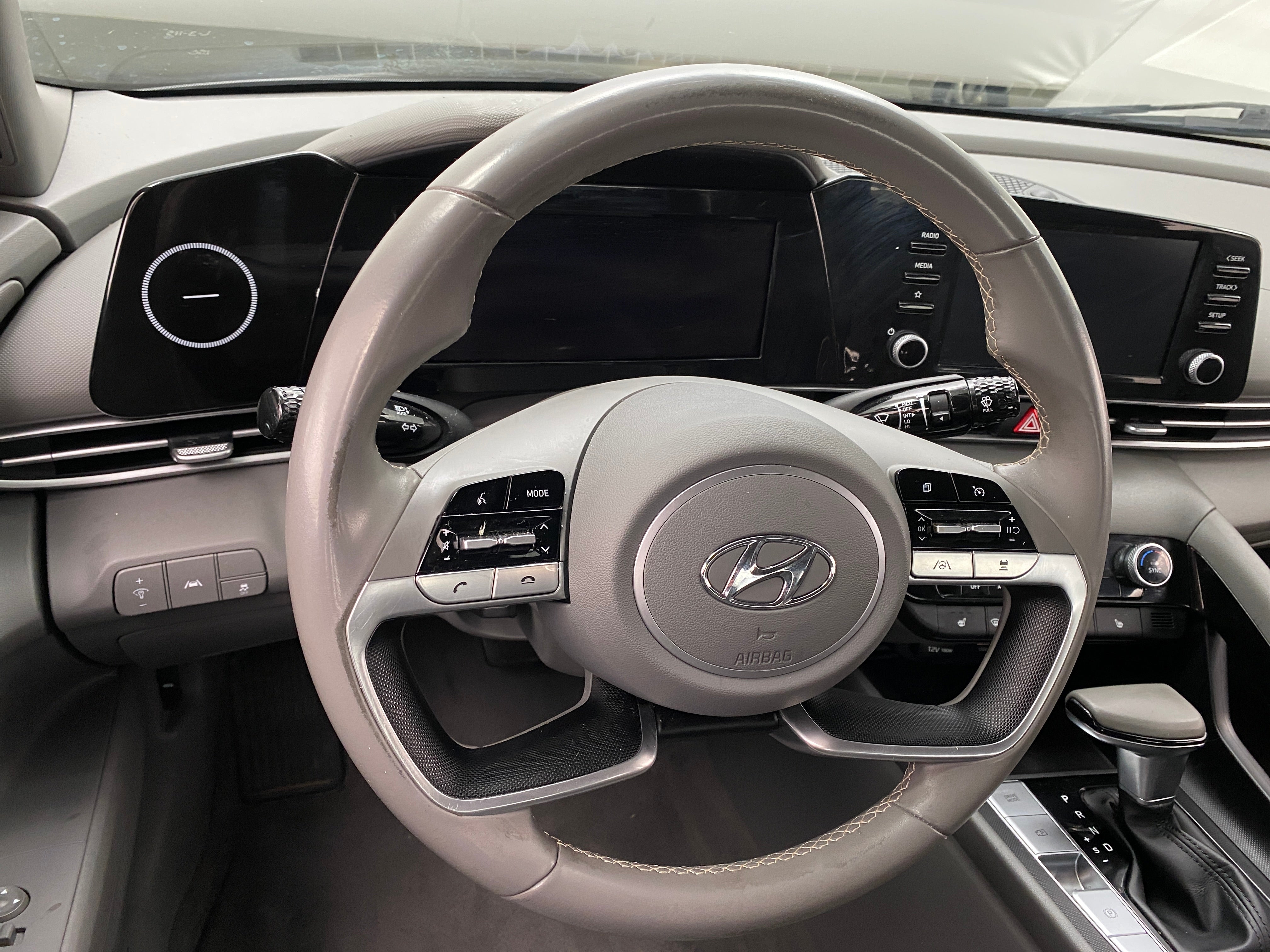 2022 Hyundai Elantra SEL 5