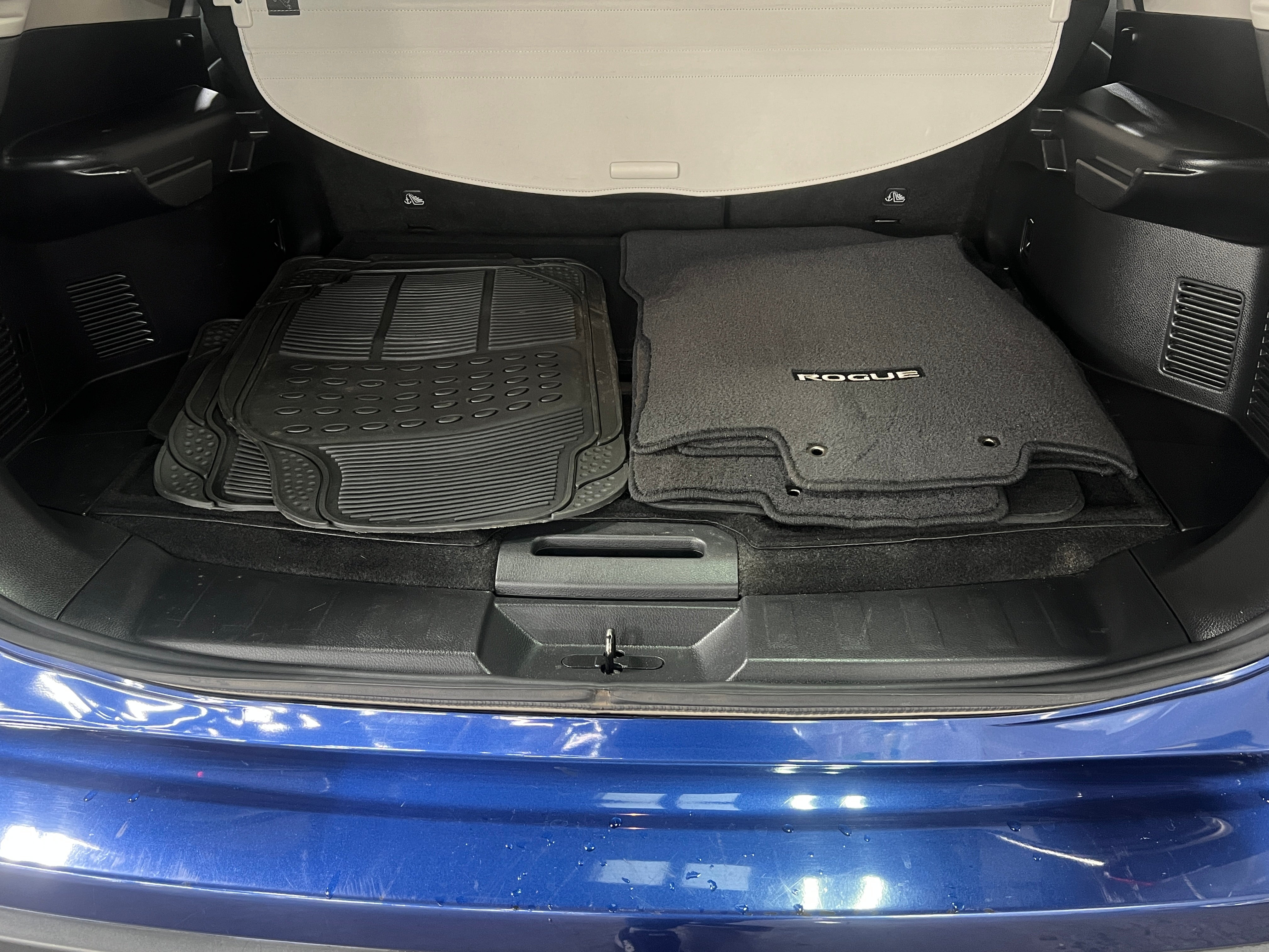 2018 Nissan Rogue SV 7