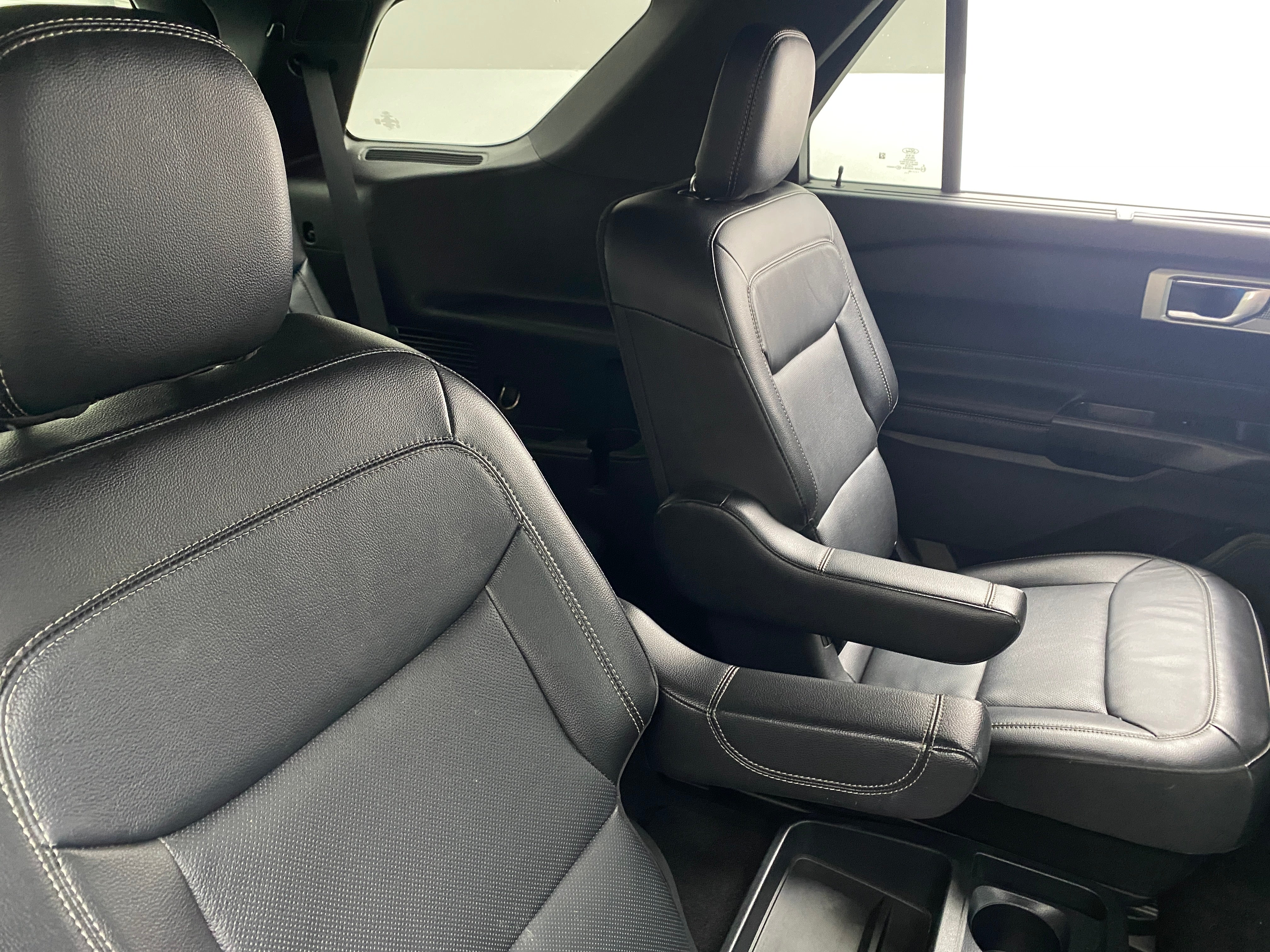 2020 Ford Explorer Limited 5