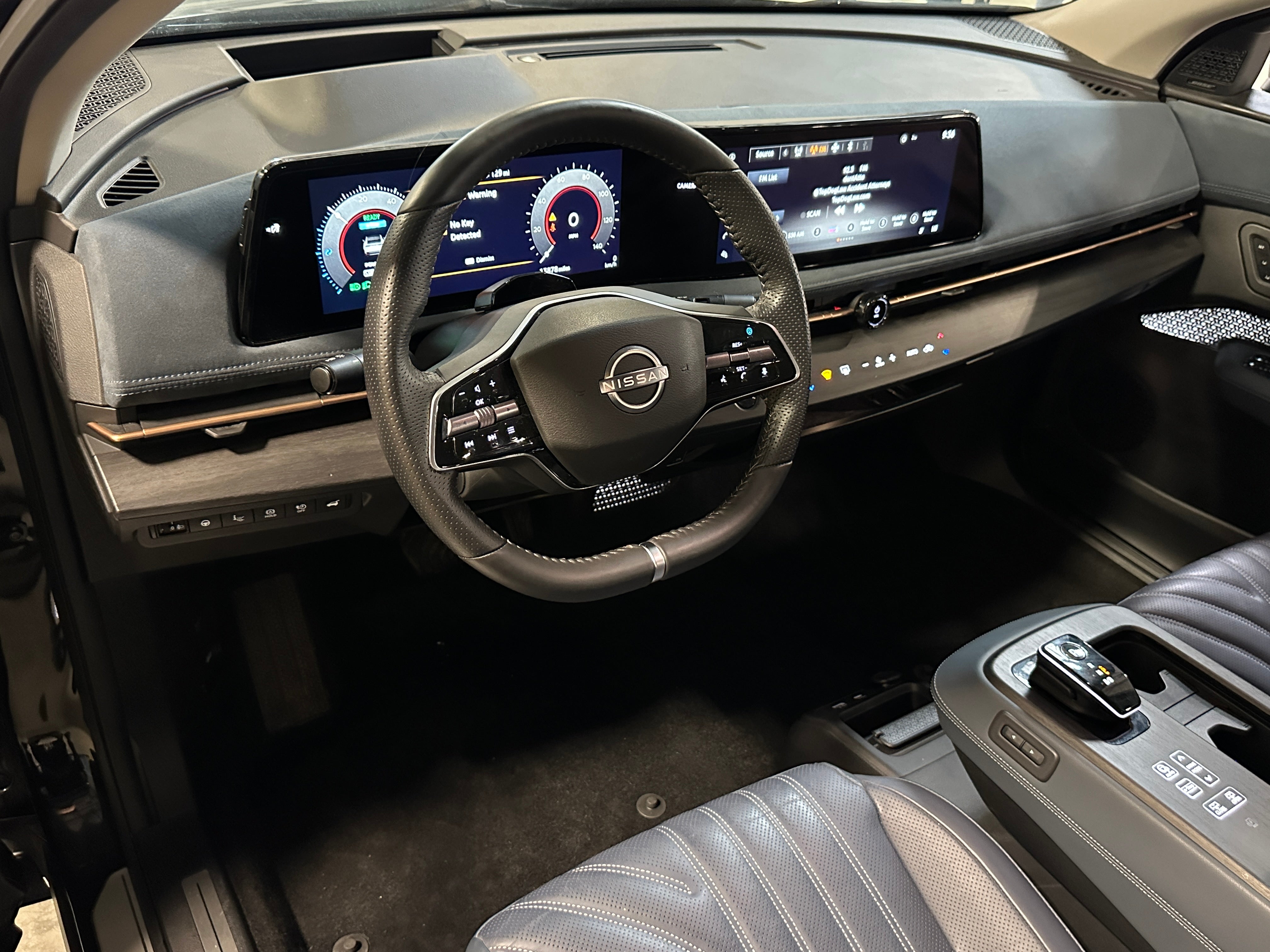 2023 Nissan Ariya Platinum+ 3