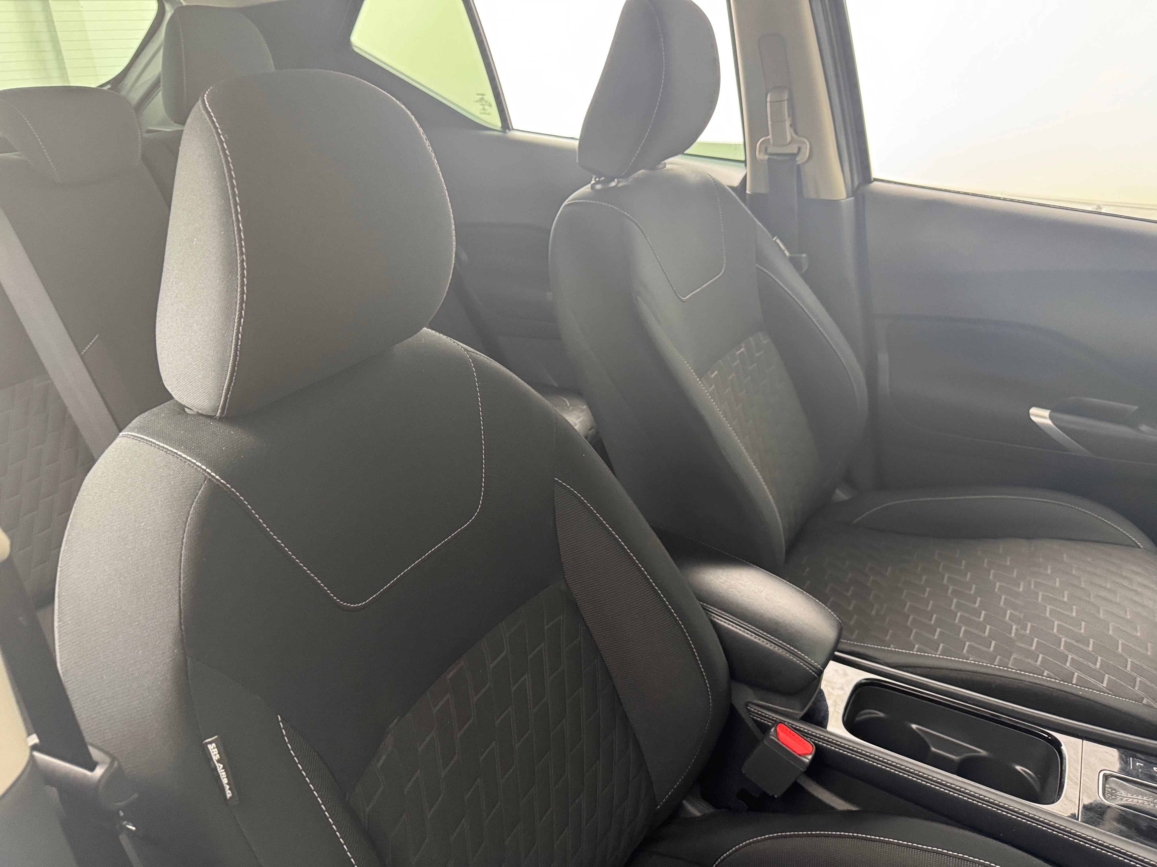 2022 Nissan Kicks SV 2