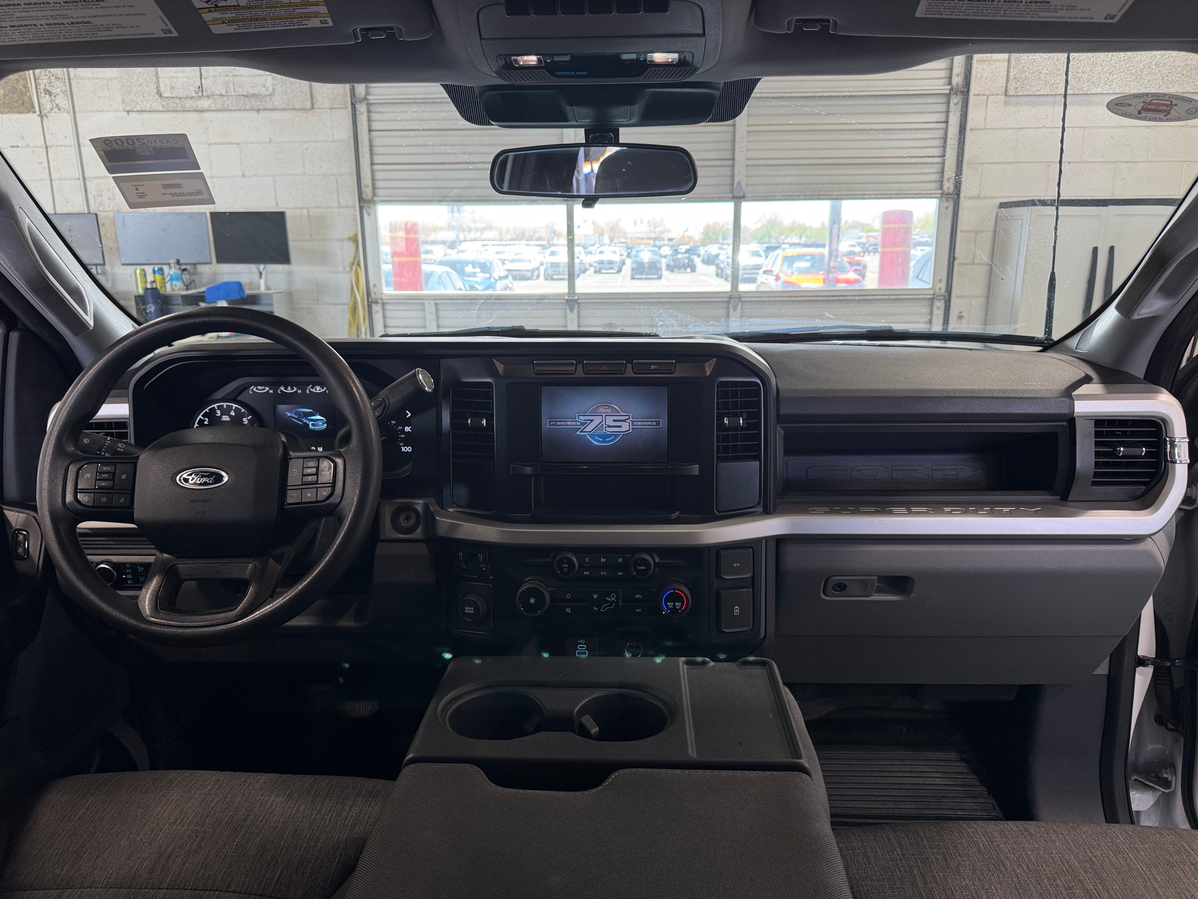 2023 Ford Econoline E-250 3