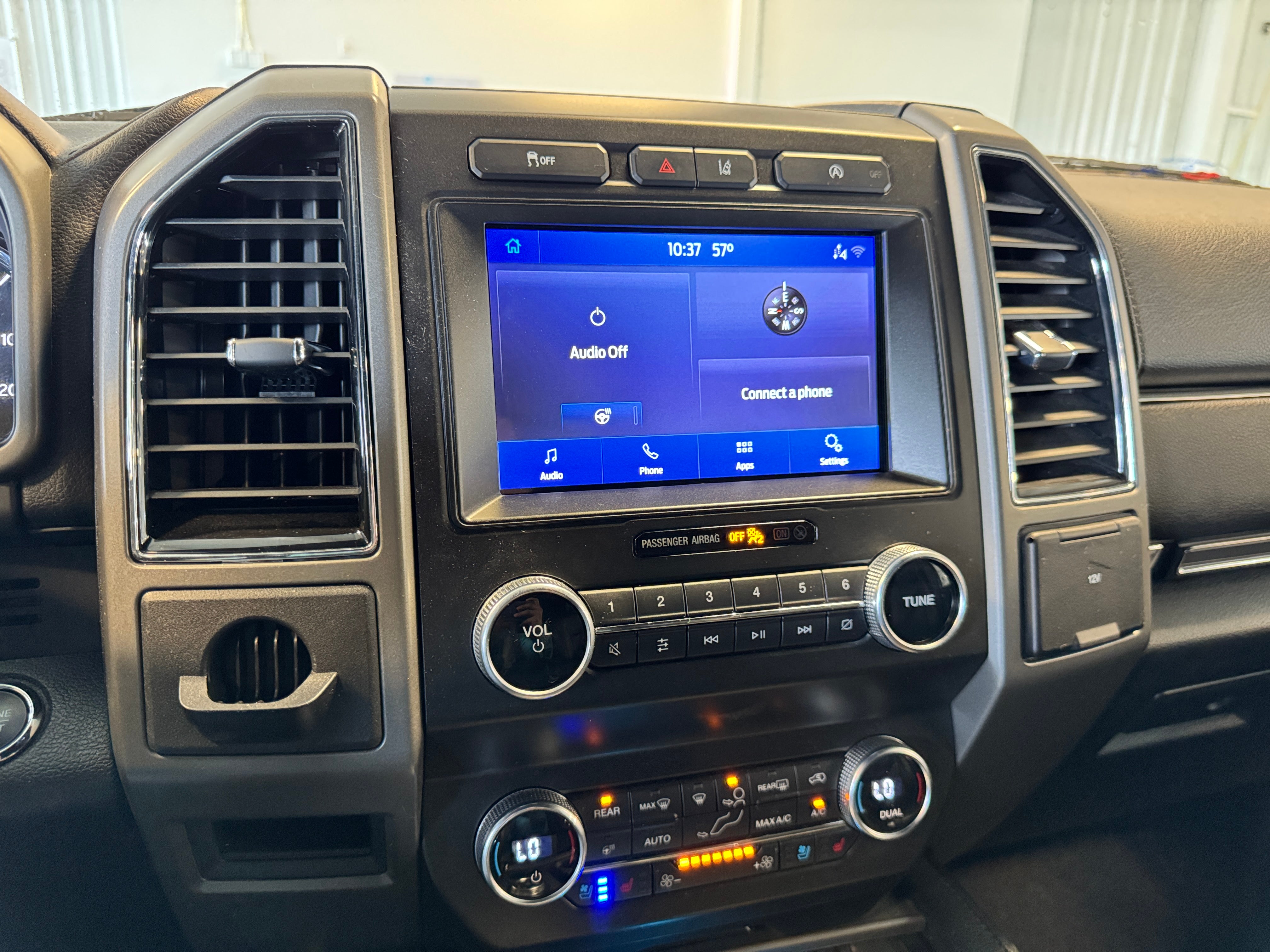 2021 Ford Expedition XLT 4