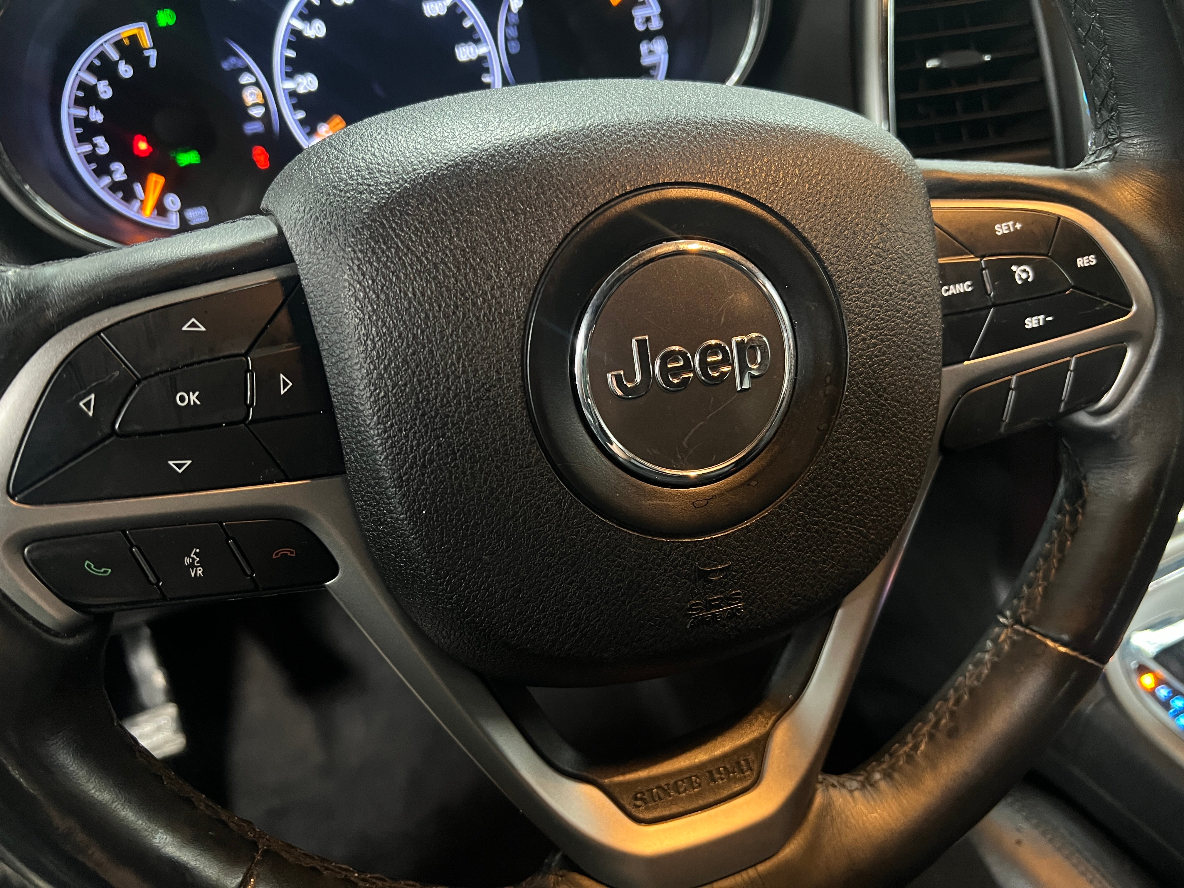 2018 Jeep Grand Cherokee Altitude 5