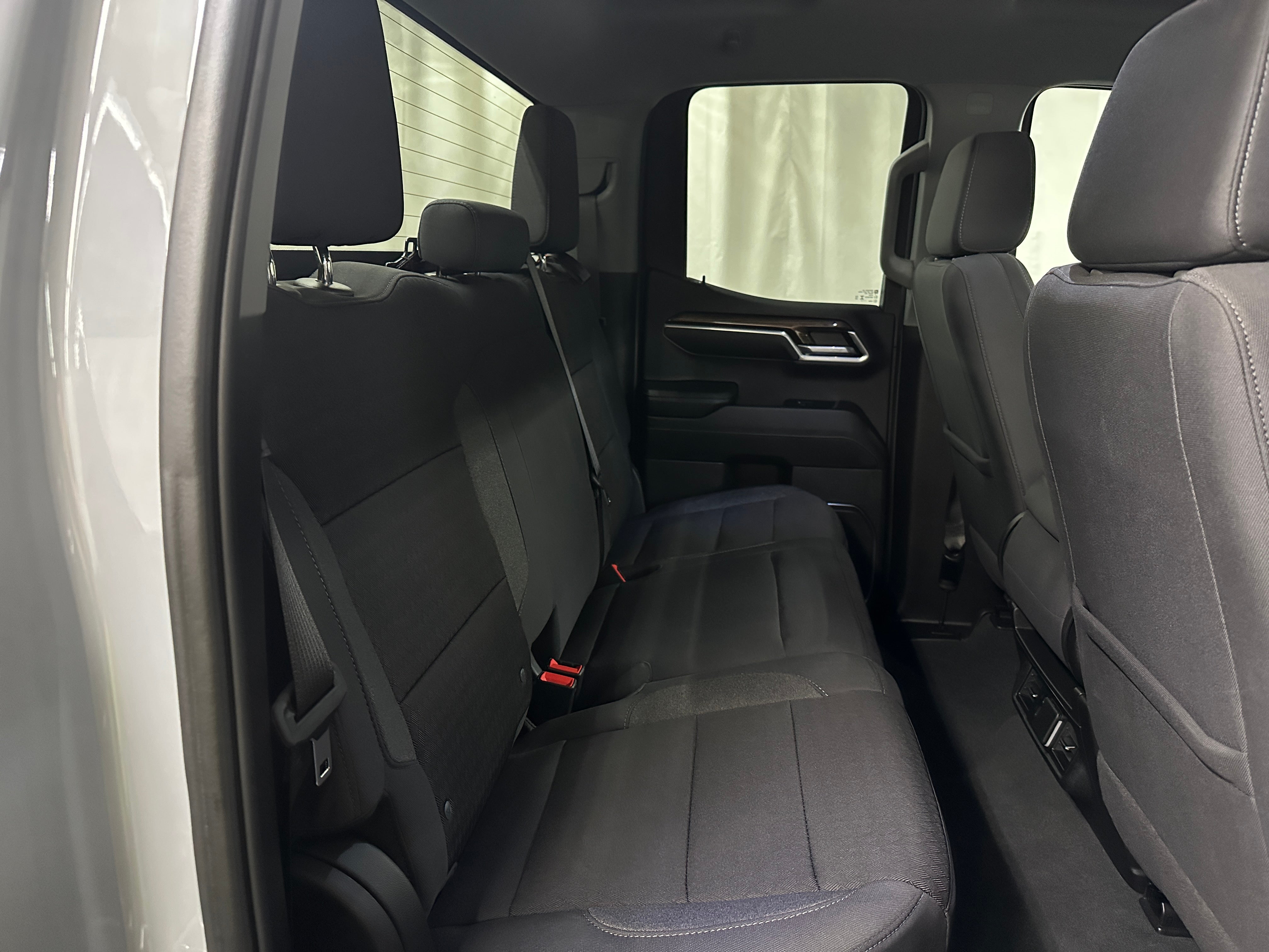2024 Chevrolet Silverado 1500 LT 6