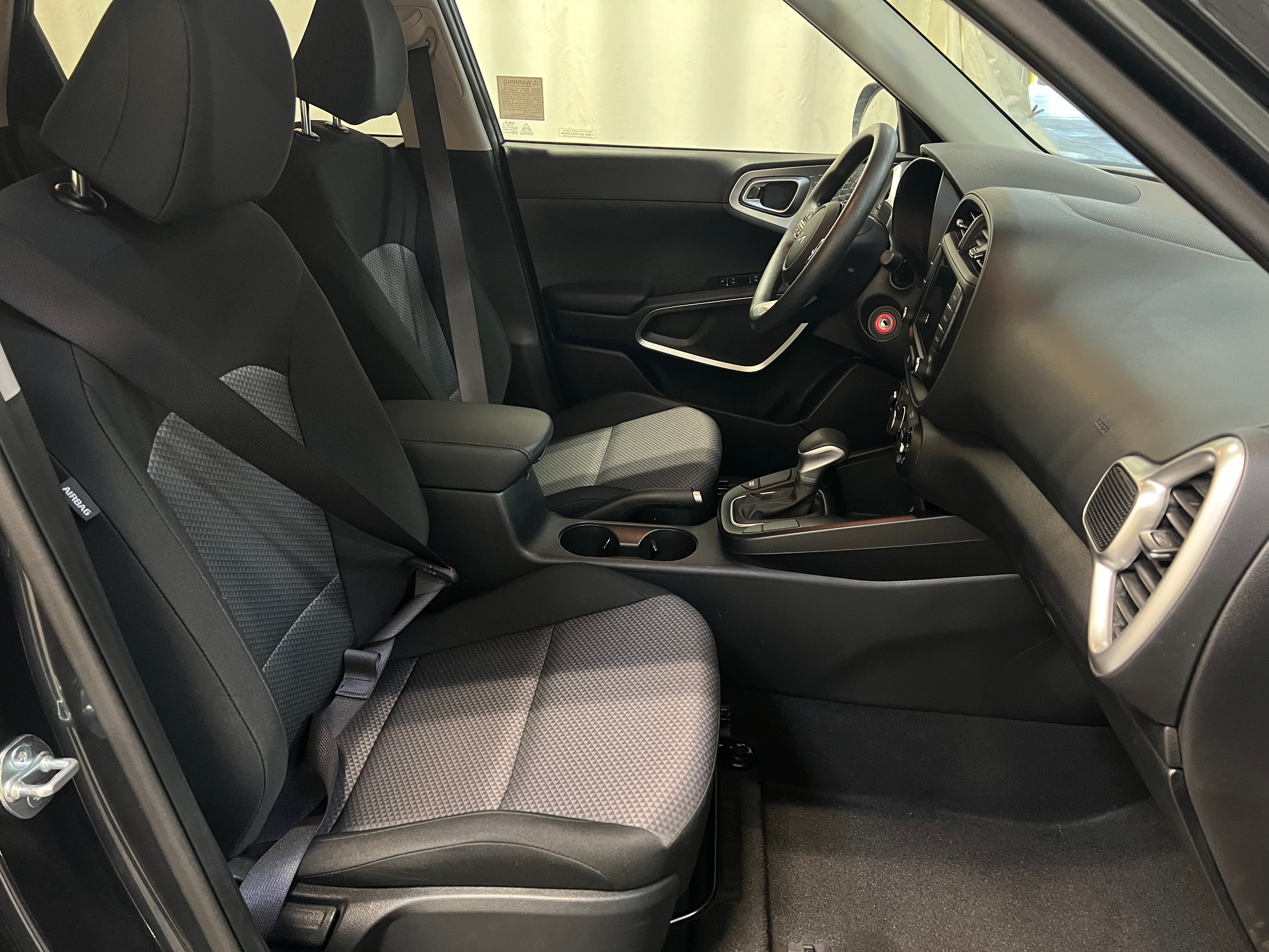 2024 Kia Soul LX 2