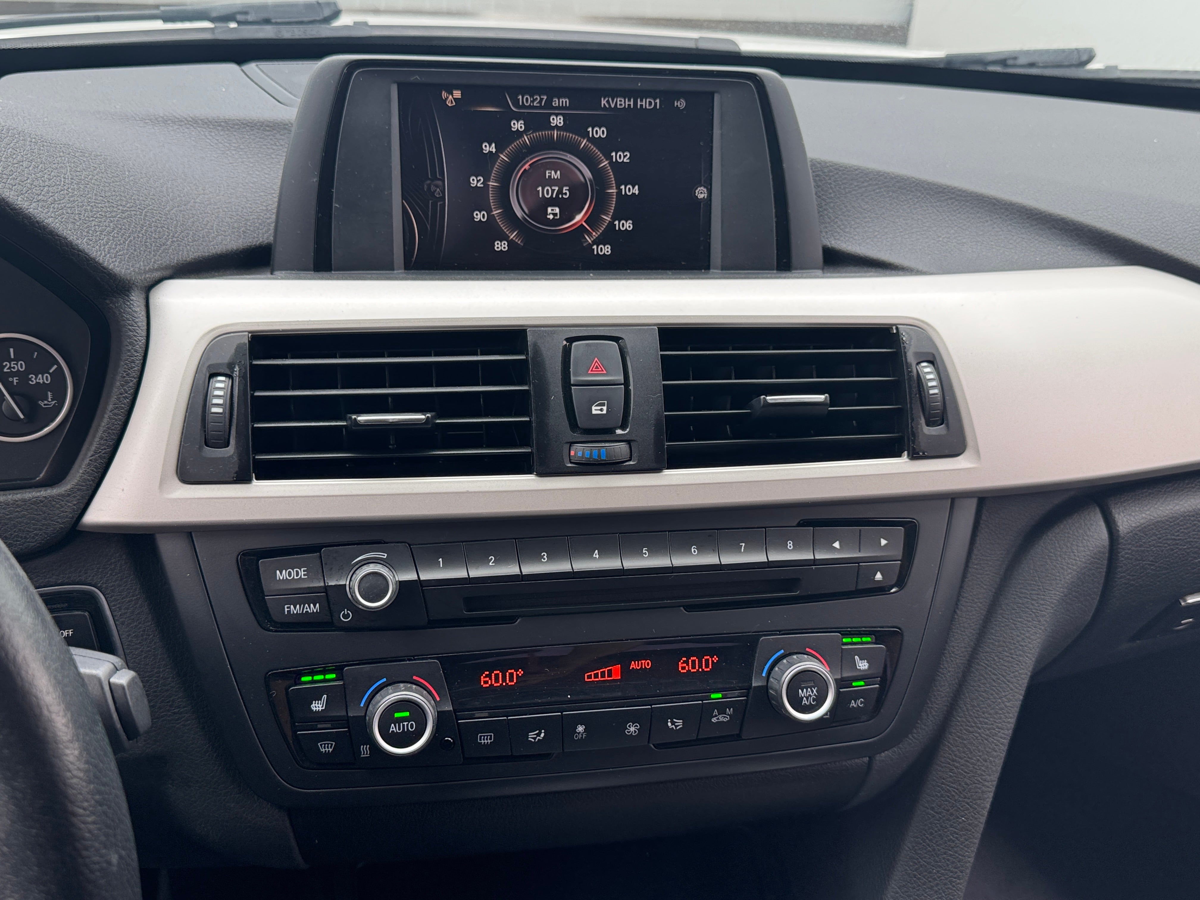 2015 BMW 3 Series 320i 3