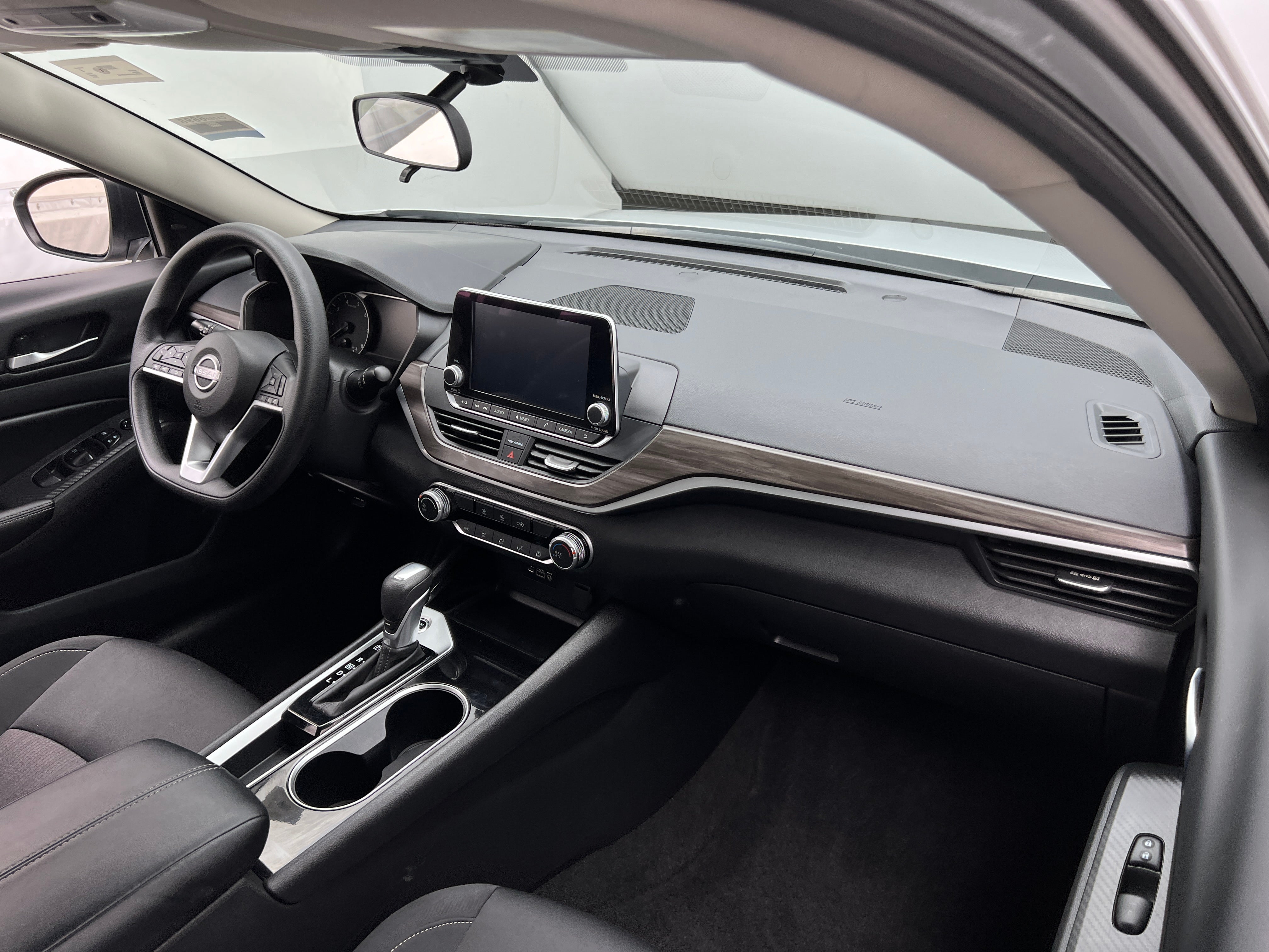 2024 Nissan Altima SV 3