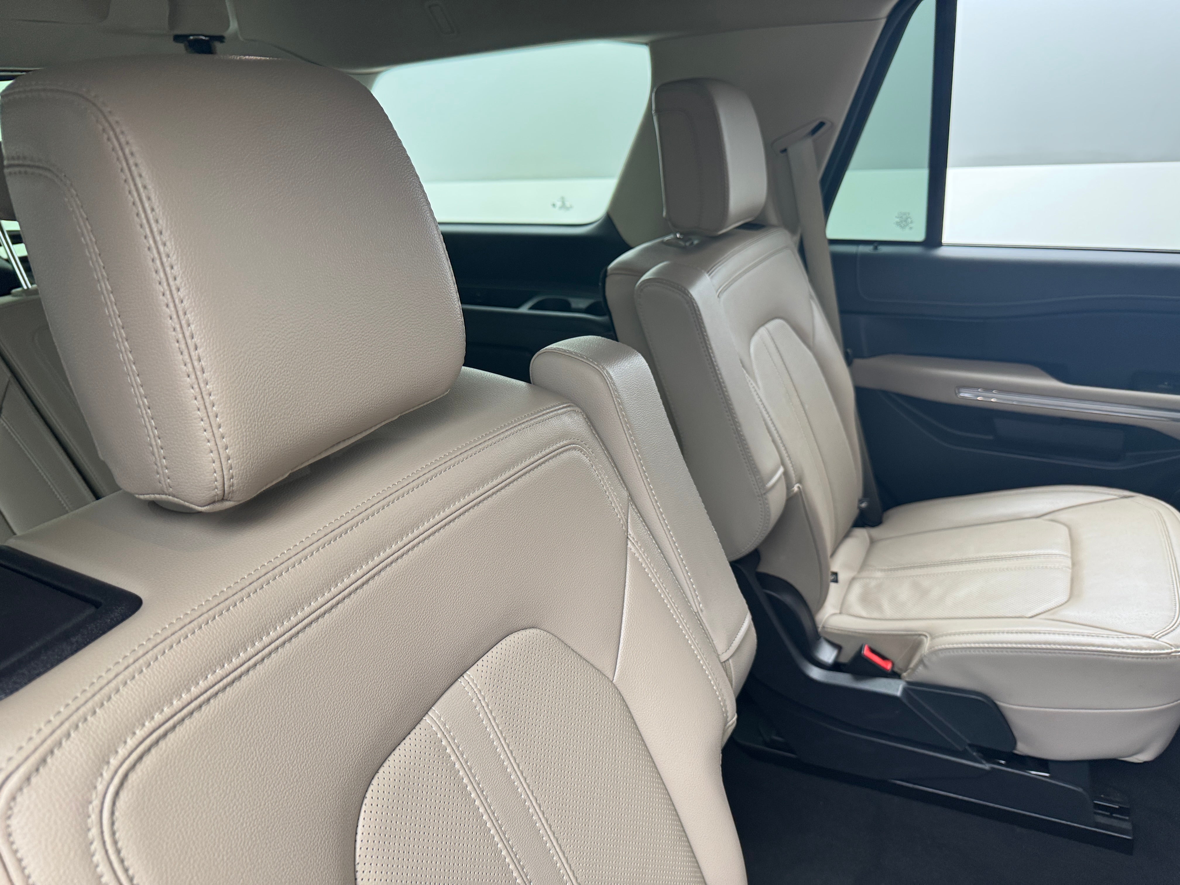 2024 Ford Expedition Limited 5