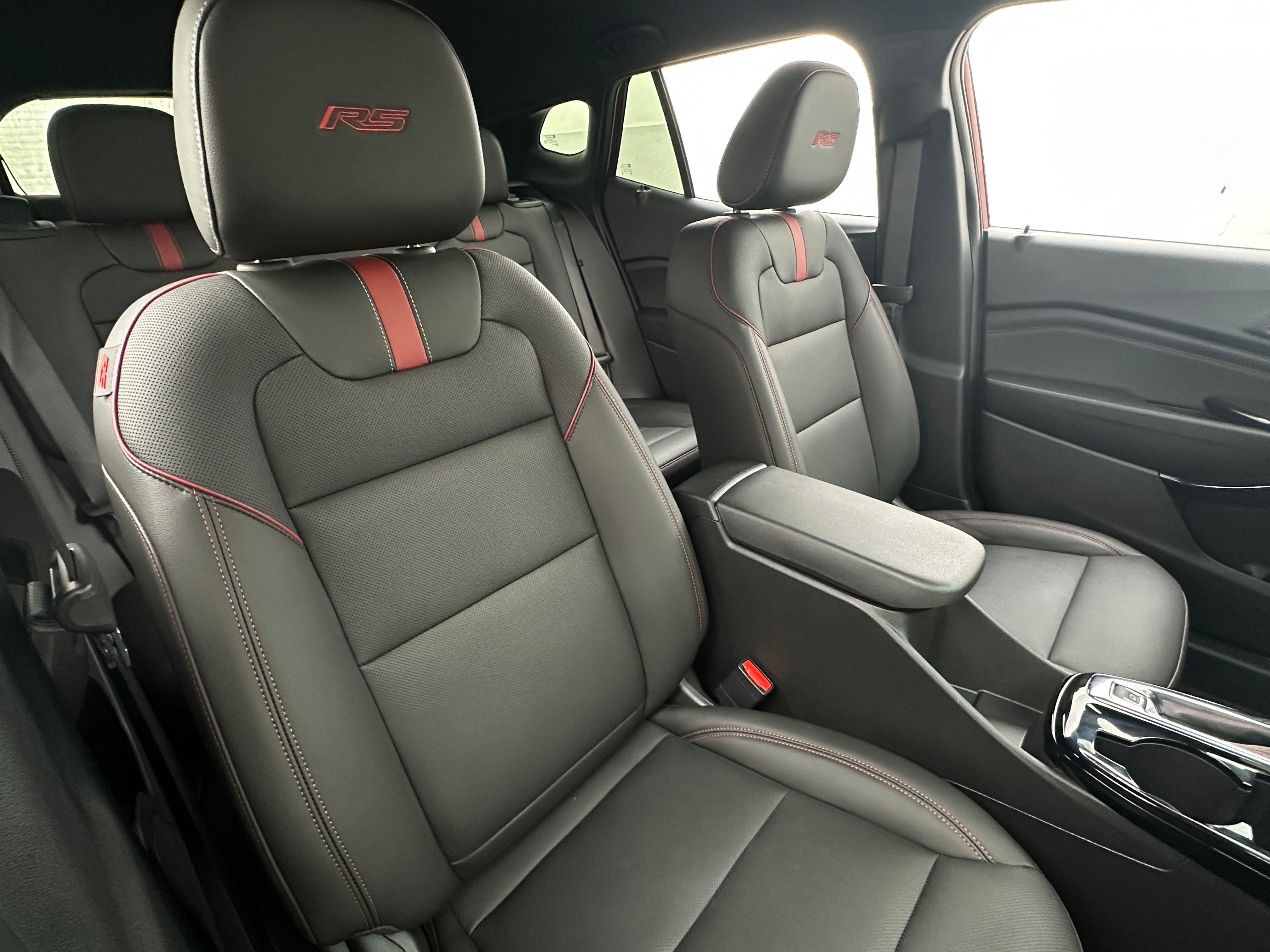 2025 Chevrolet Trax RS 2