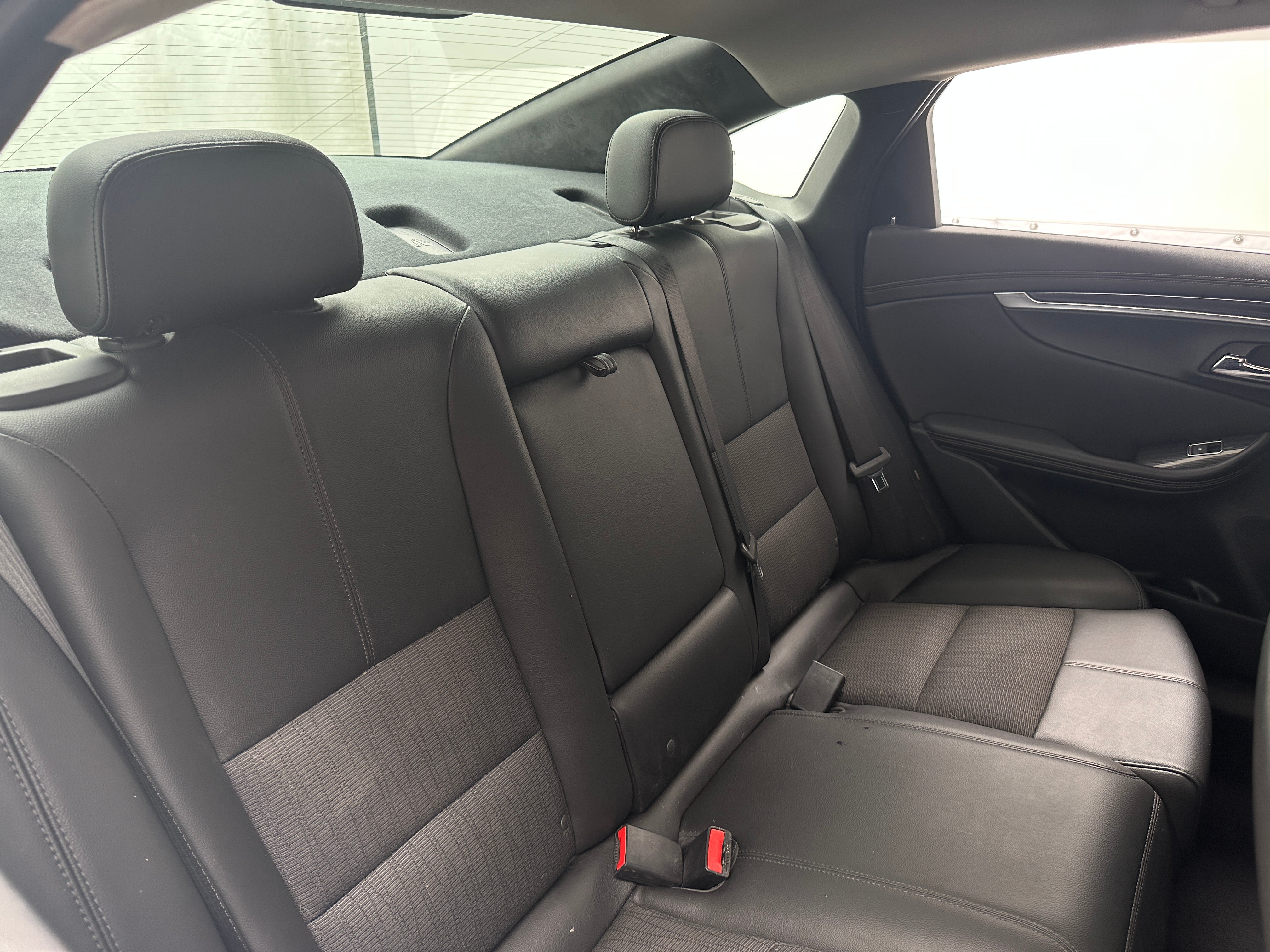 2017 Chevrolet Impala LT 6