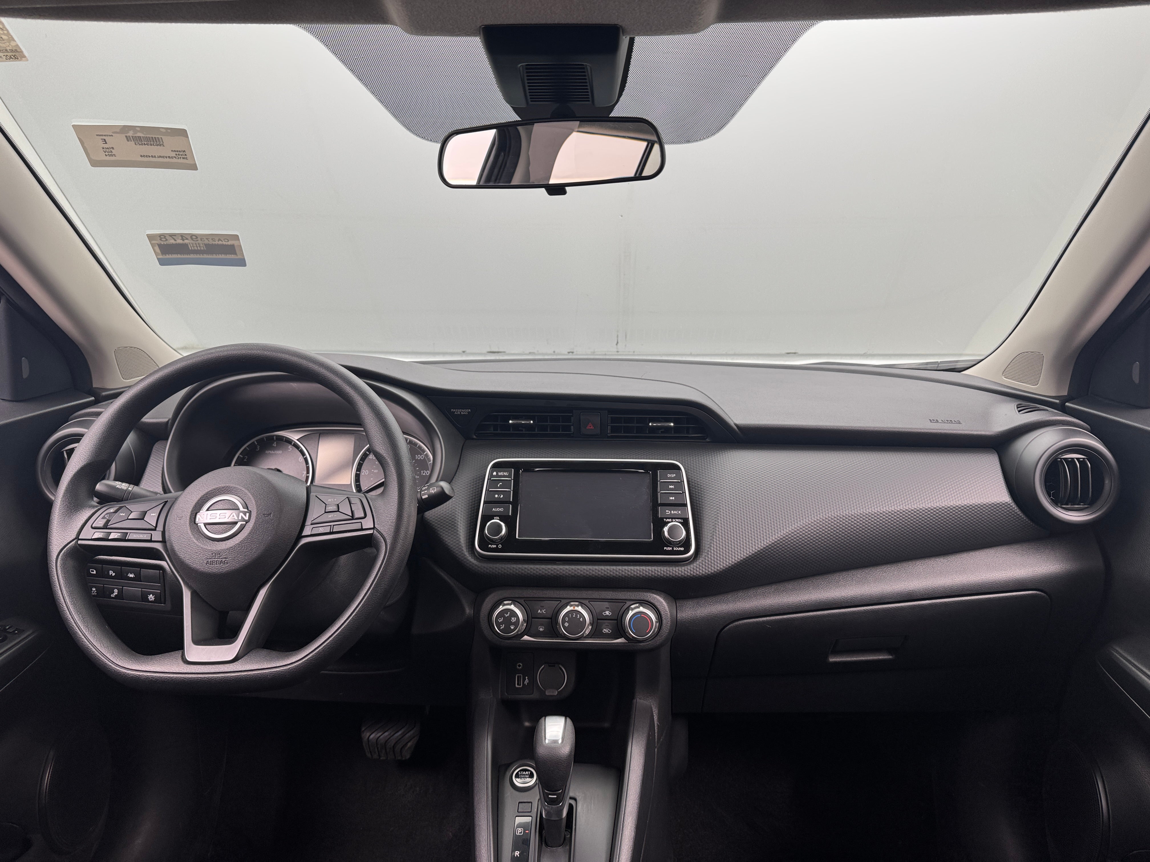 2024 Nissan Kicks S 3
