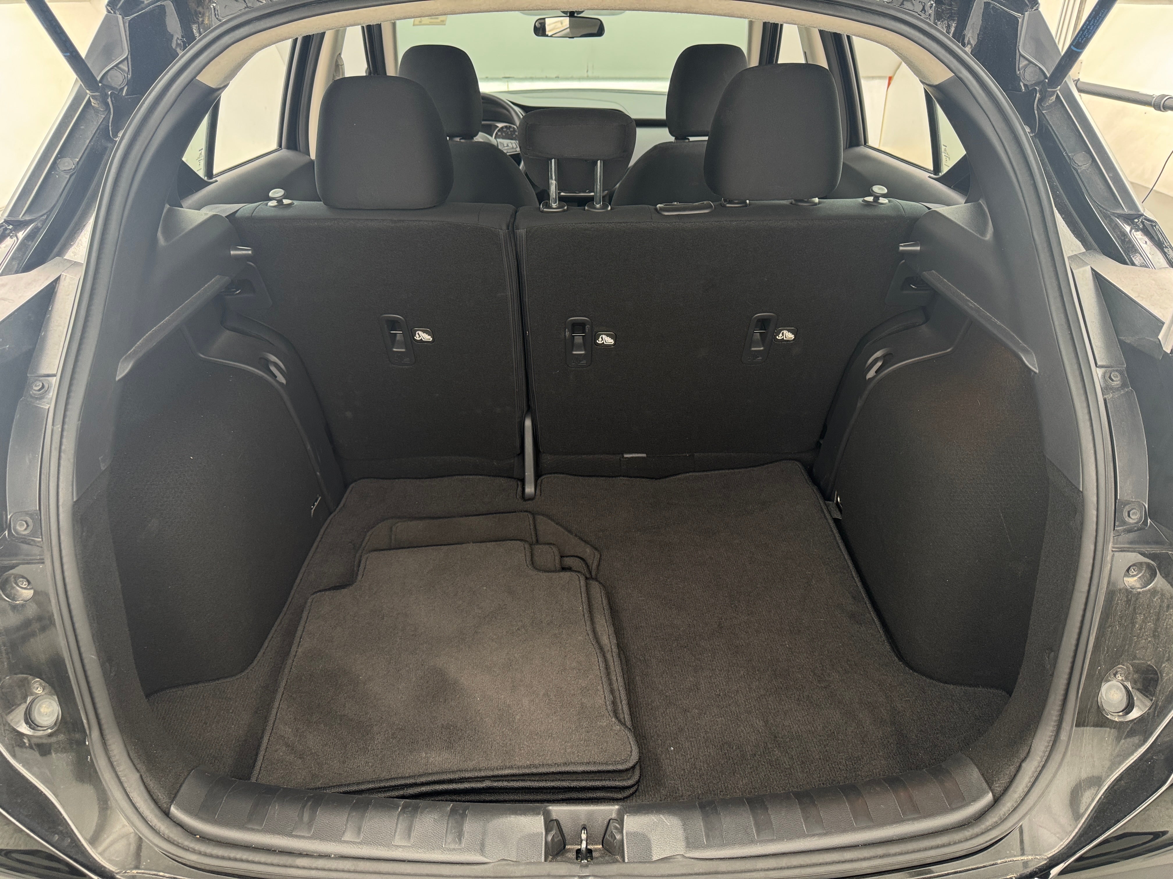 2024 Nissan Kicks S 7