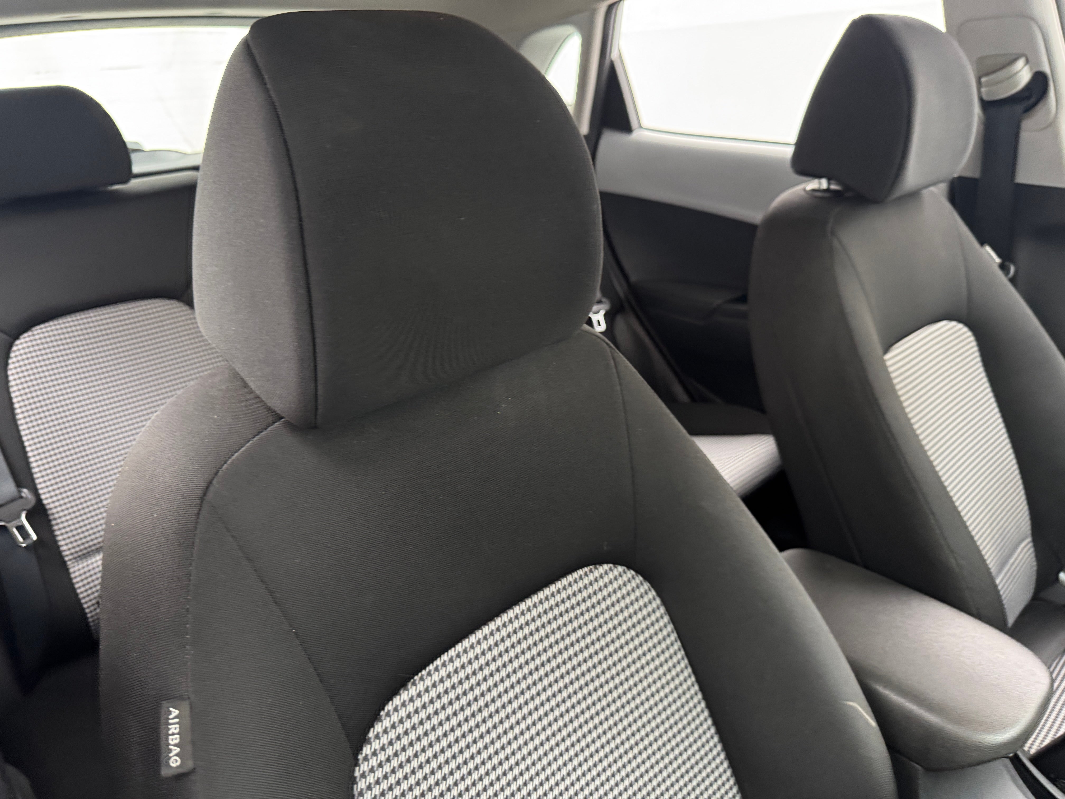 2018 Hyundai Kona SE 2