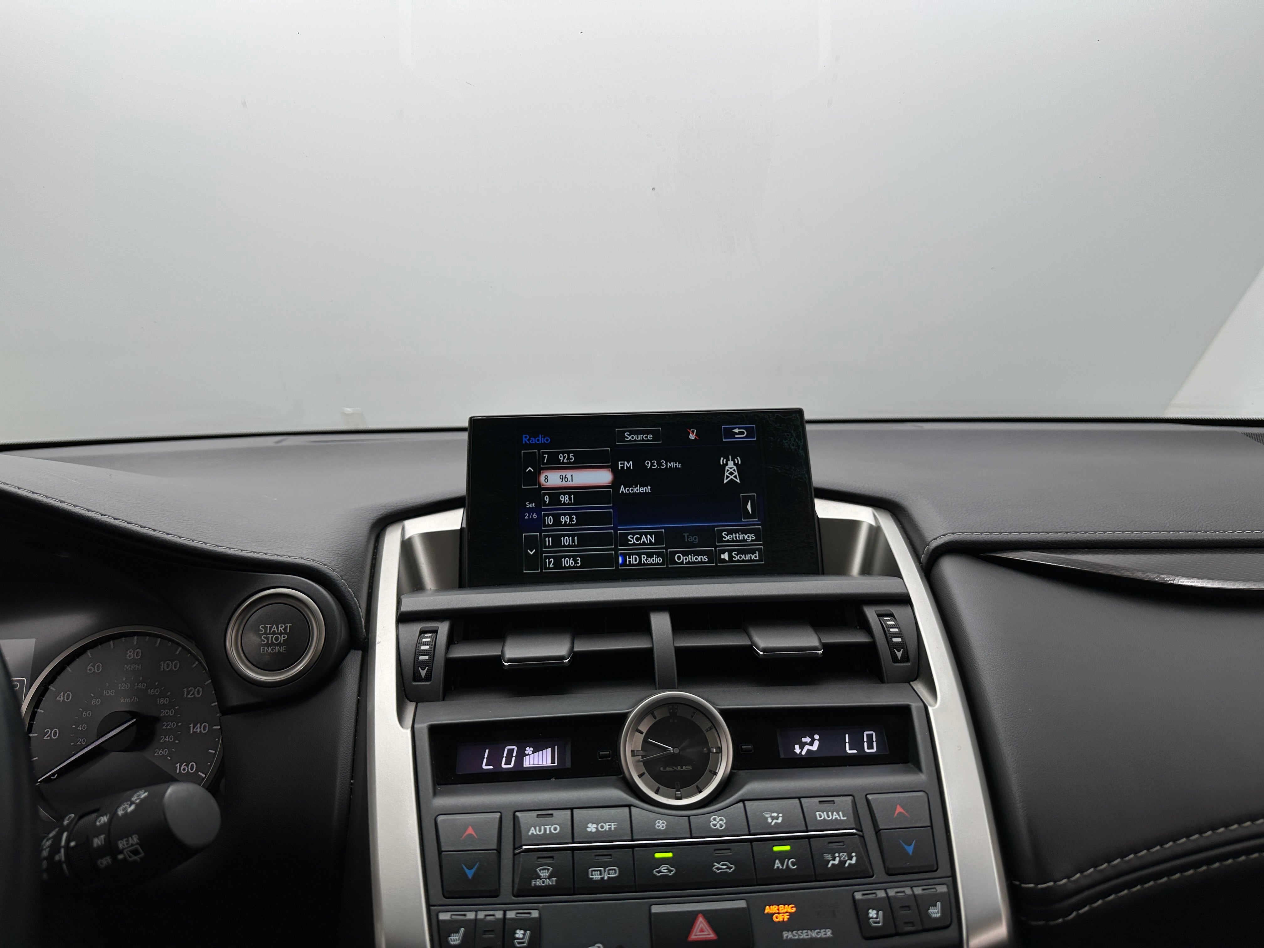 2015 Lexus NX 200t 3