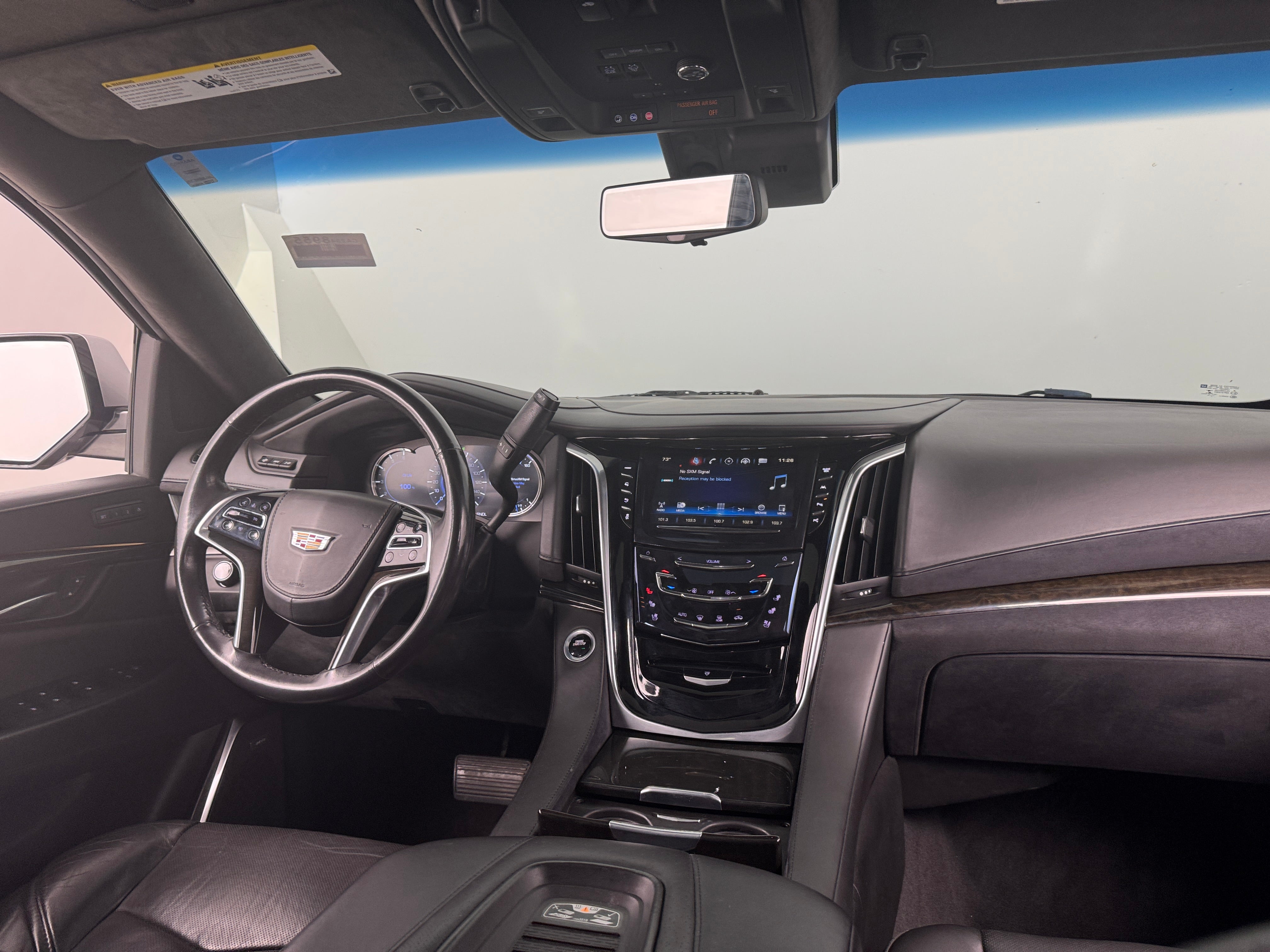 2018 Cadillac Escalade Platinum 2
