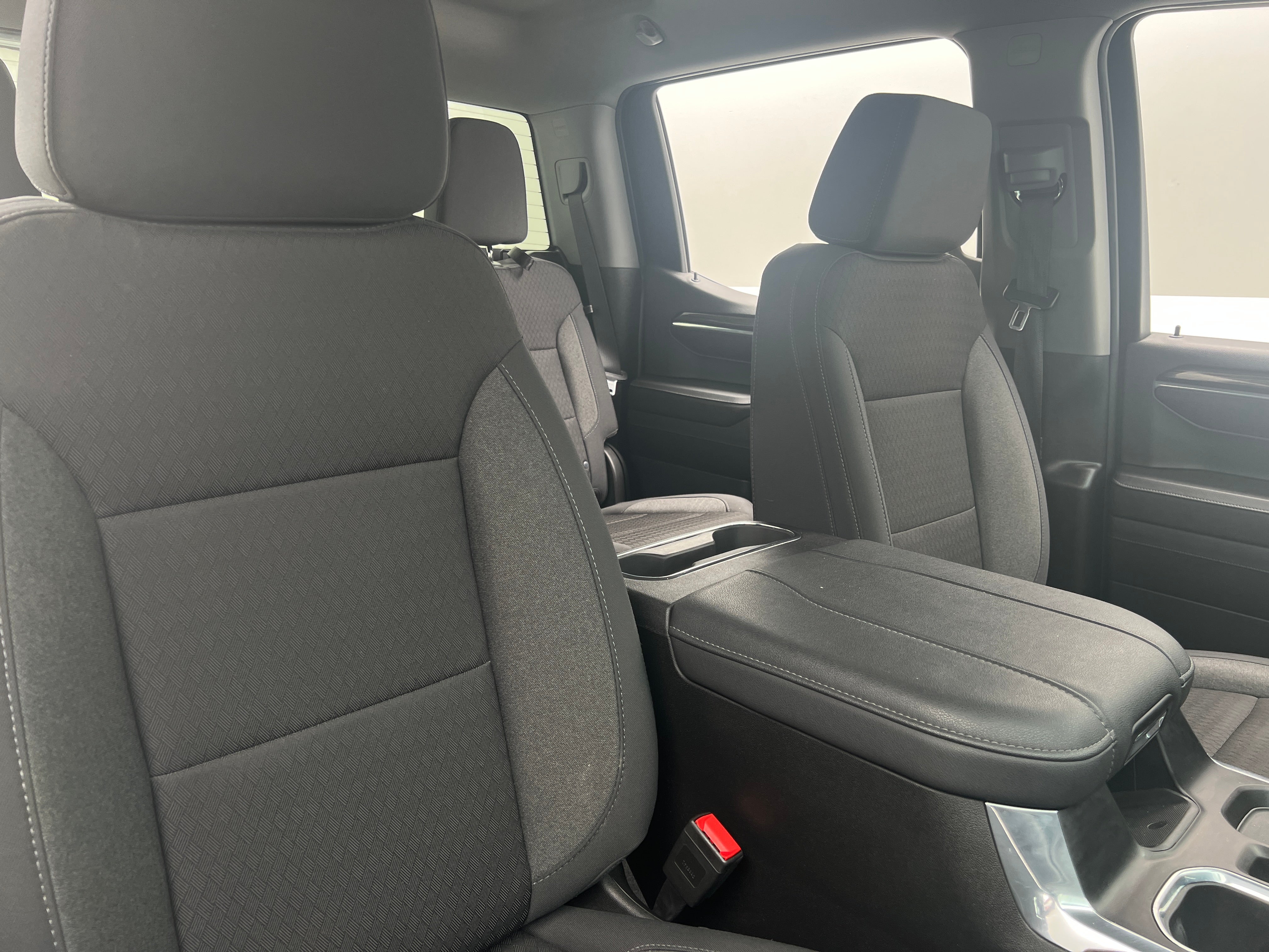 2024 Chevrolet Silverado 1500 RST 2