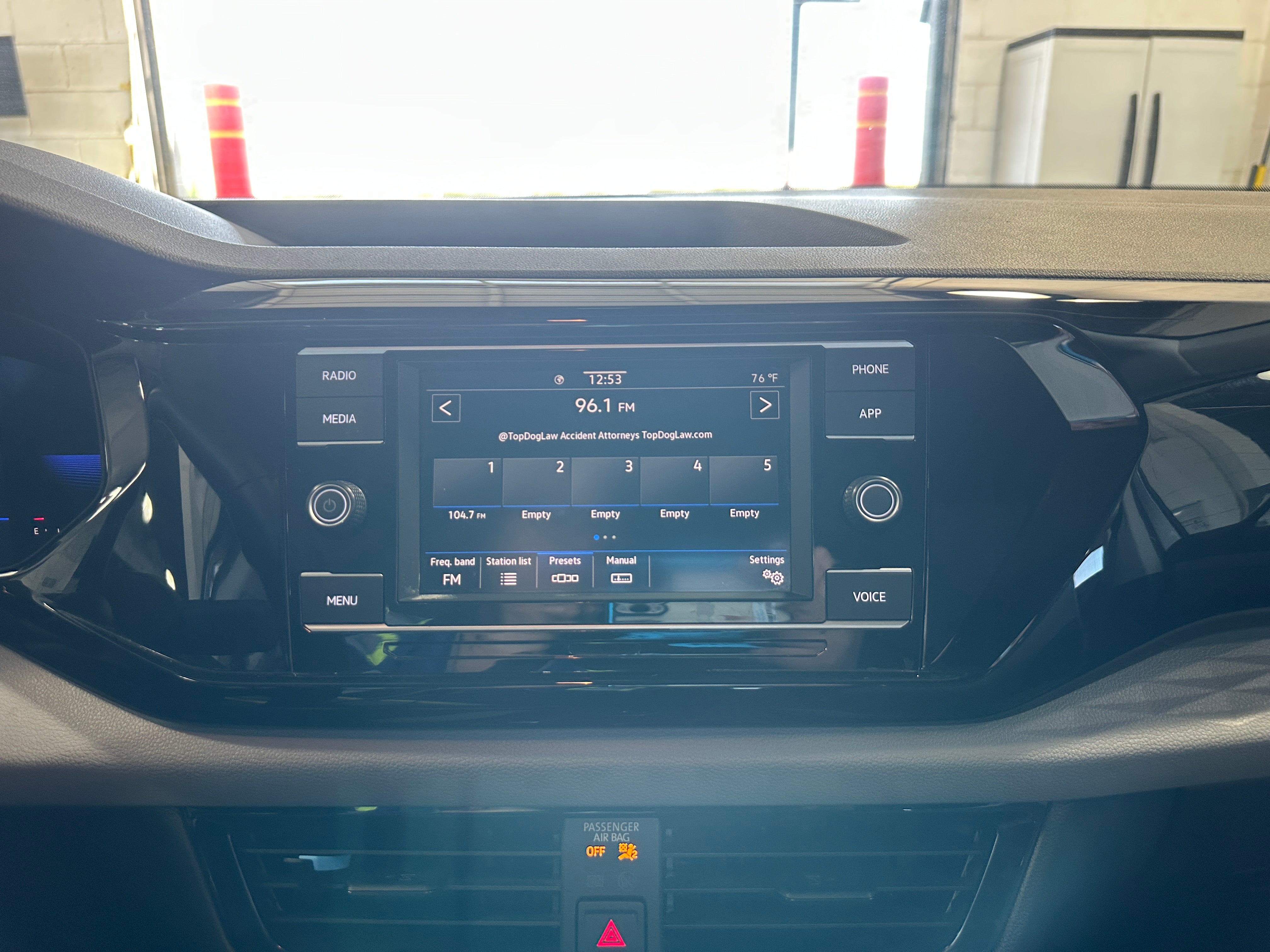 2022 Volkswagen Taos S 4