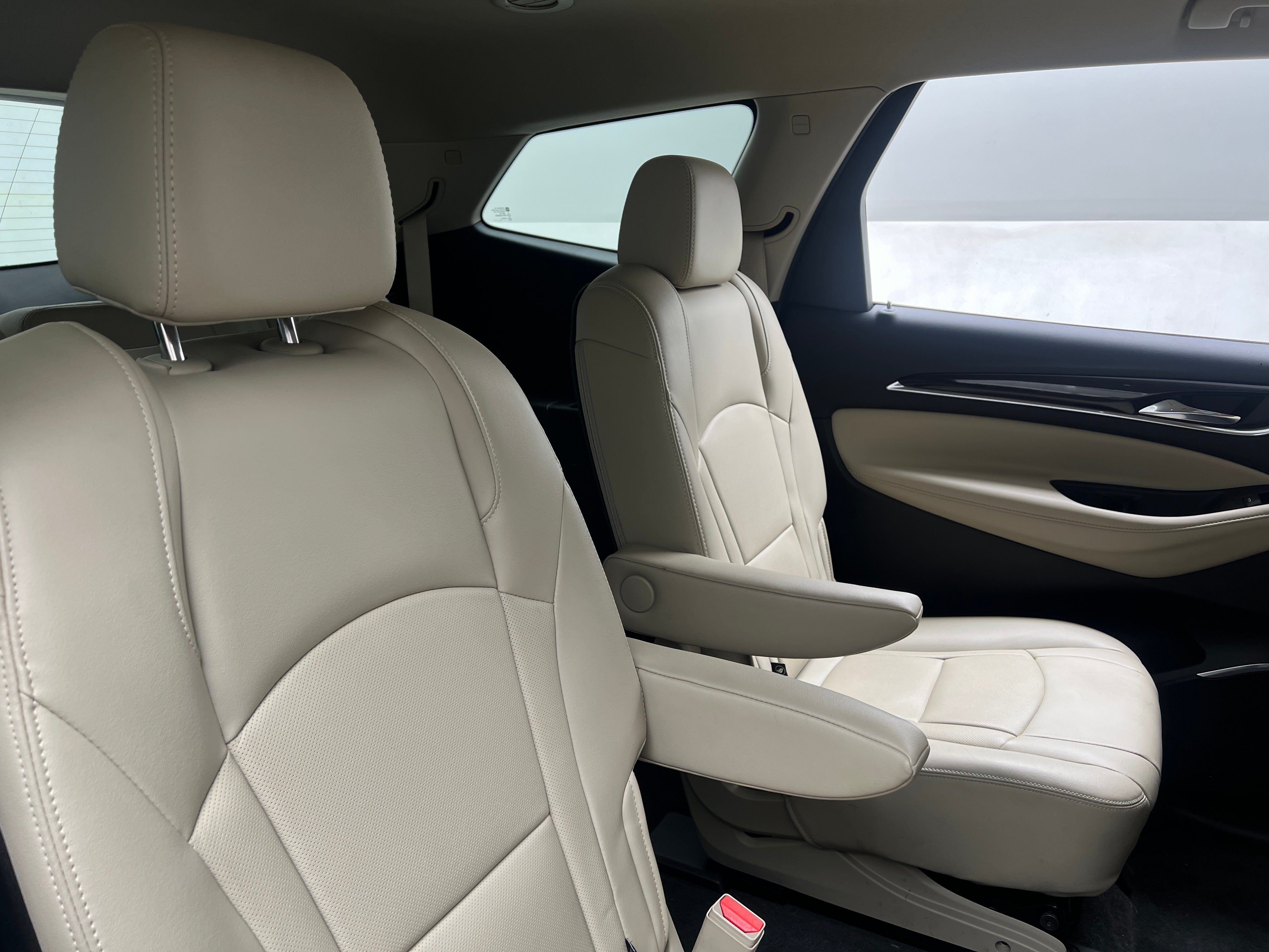 2021 Buick Enclave Essence 5