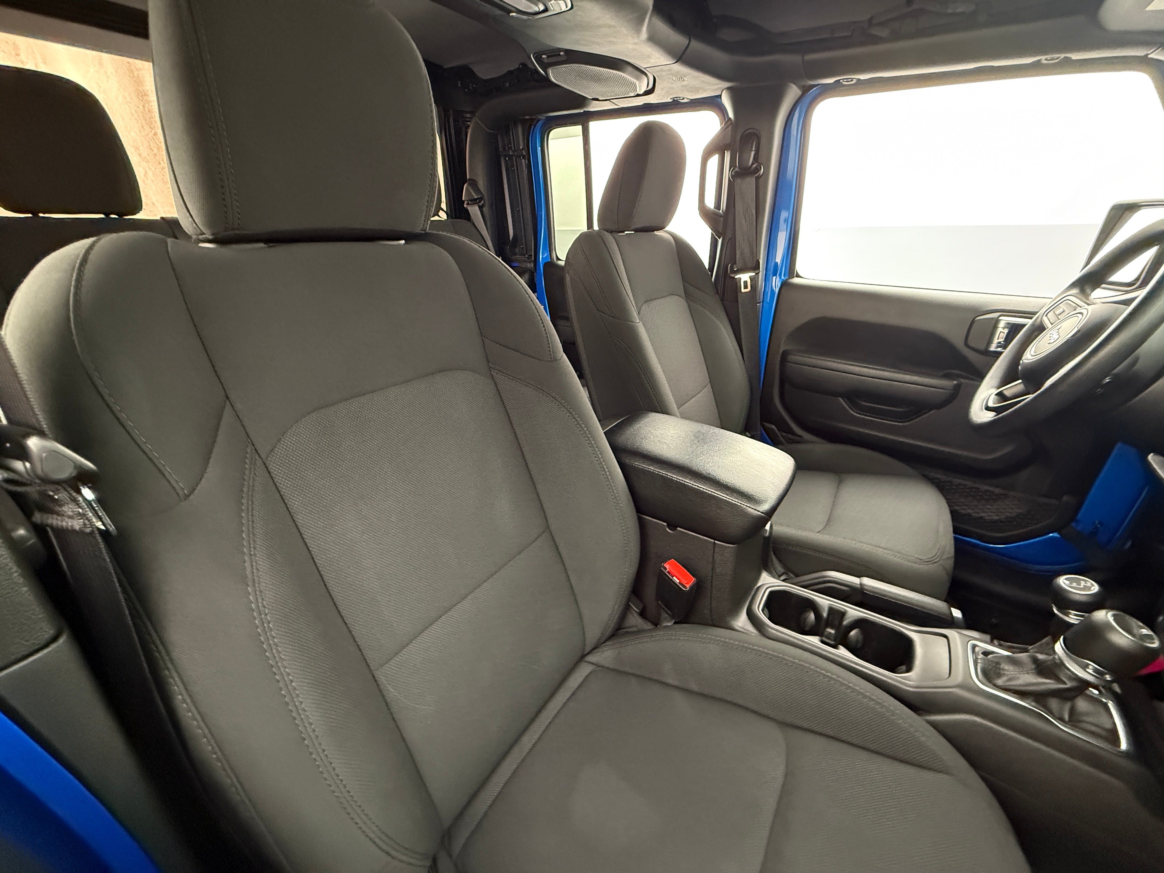 2022 Jeep Gladiator Sport 2