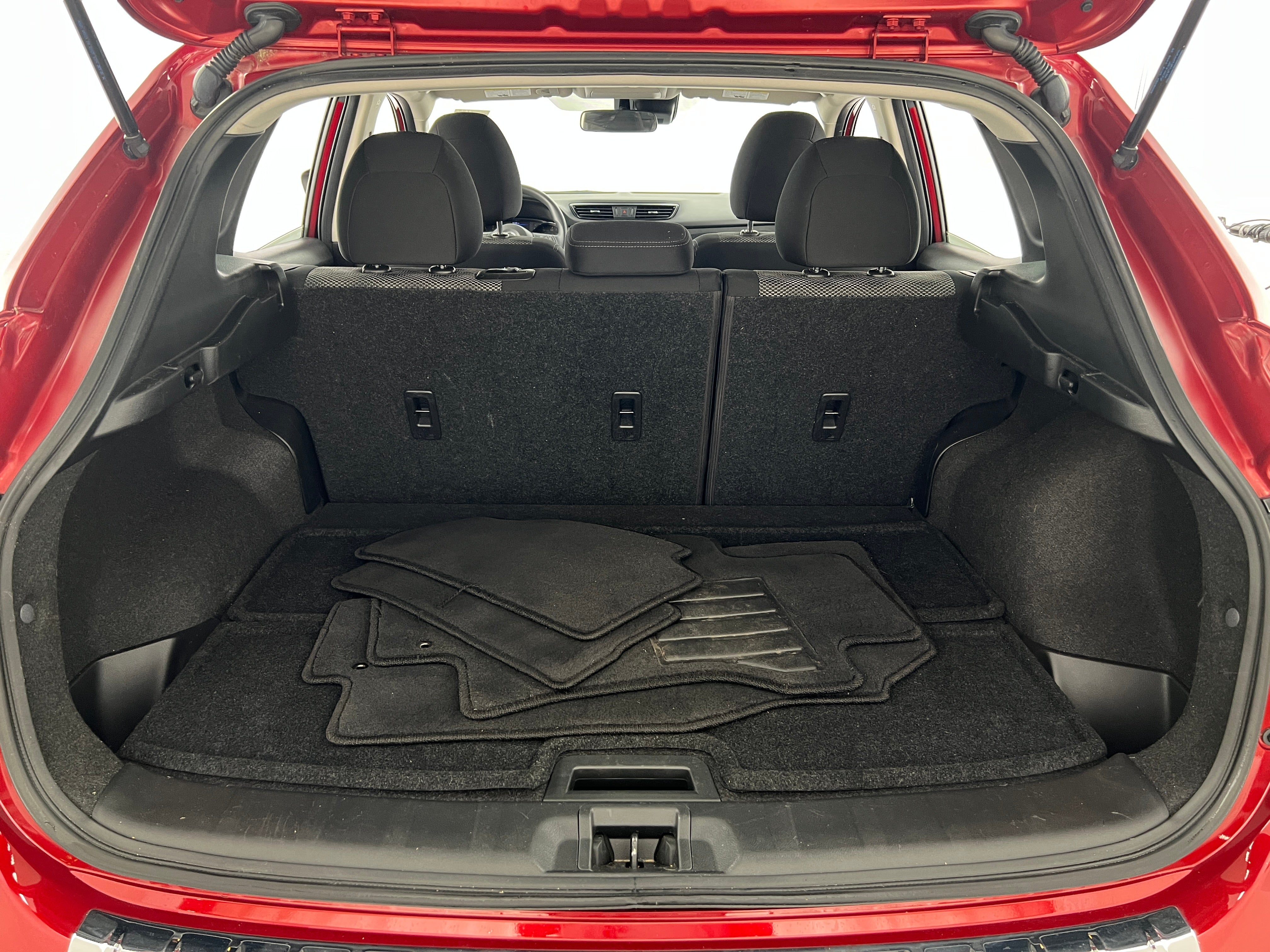 2020 Nissan Rogue Sport SV 7