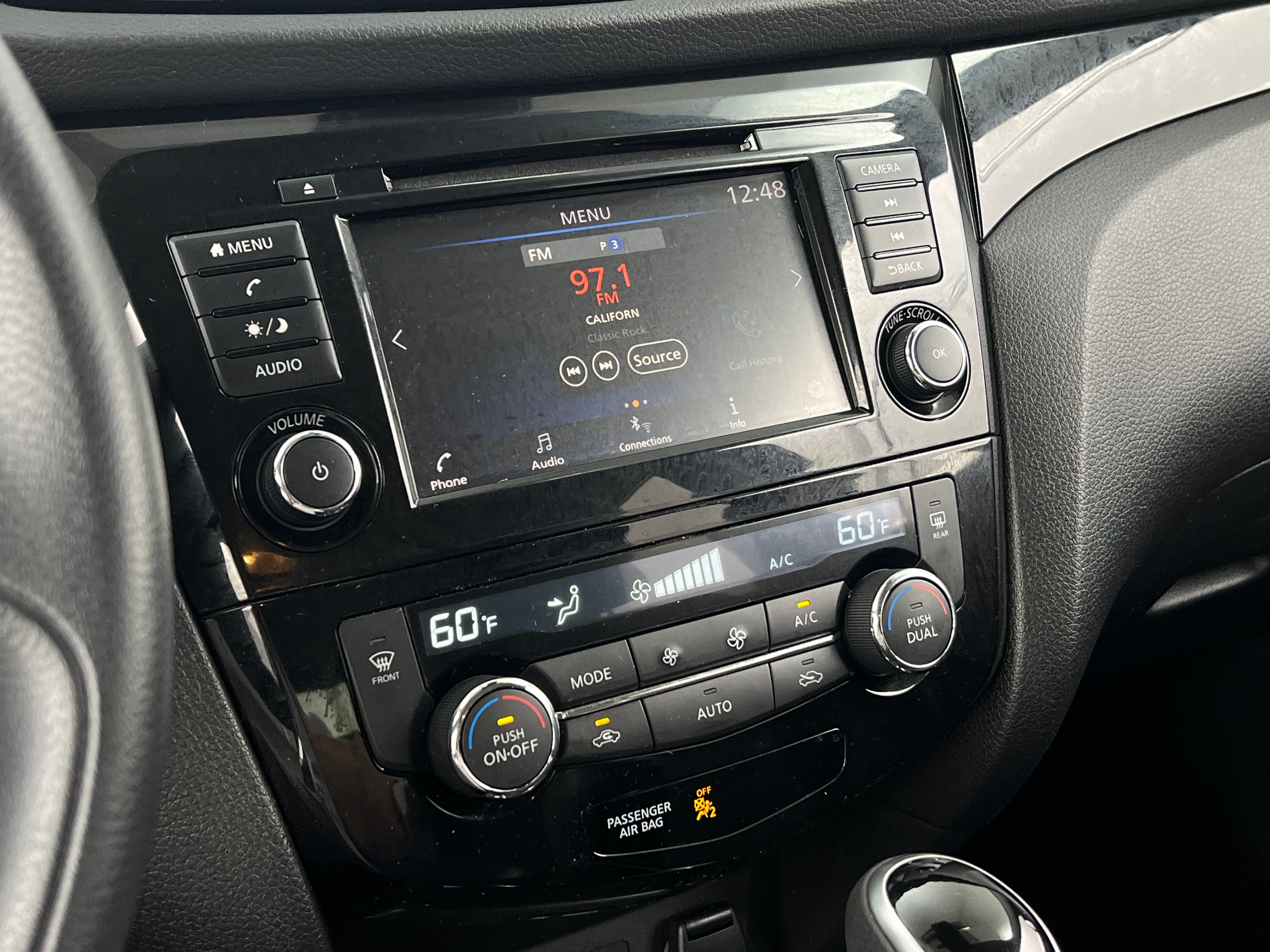 2020 Nissan Rogue Sport SV 4