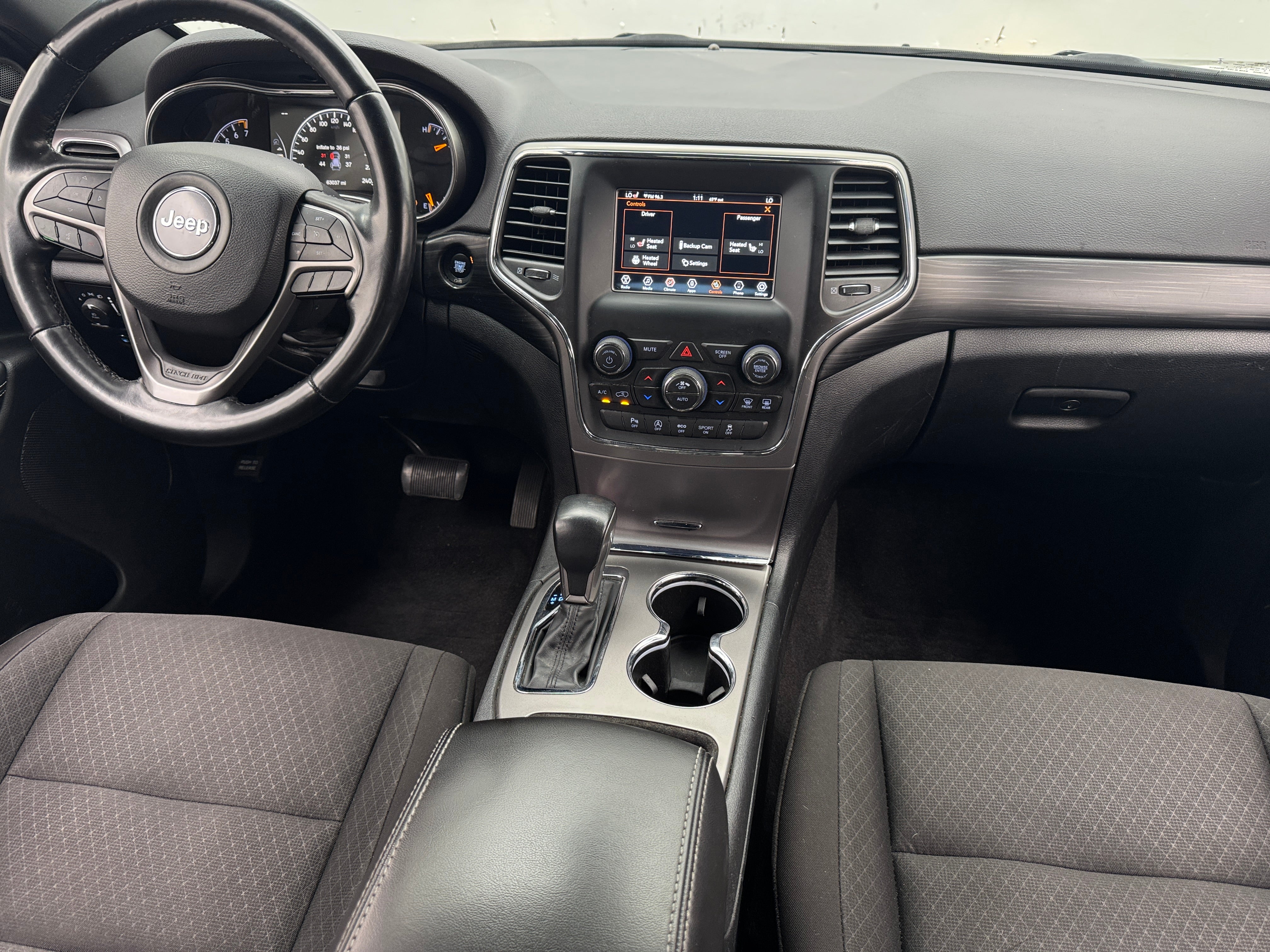 2021 Jeep Grand Cherokee  3