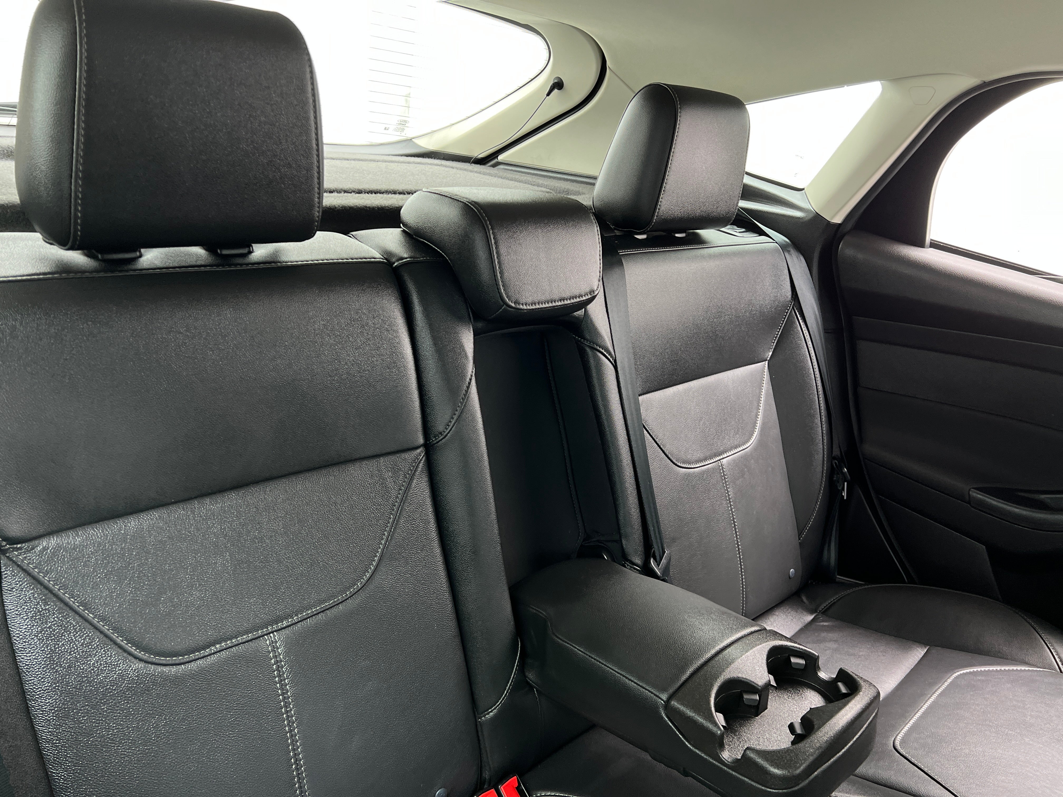 2016 Ford Focus SE 6
