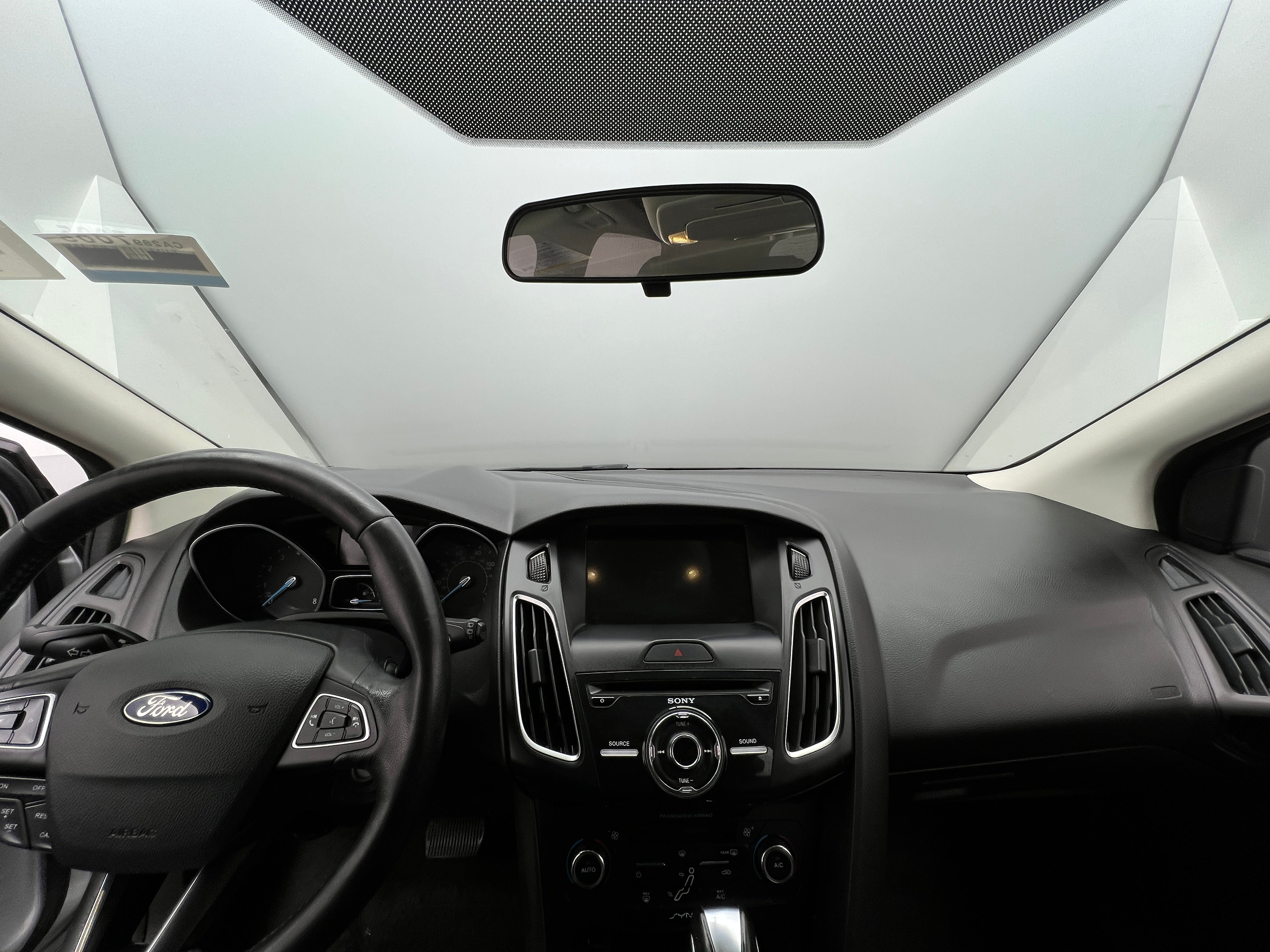 2016 Ford Focus SE 3