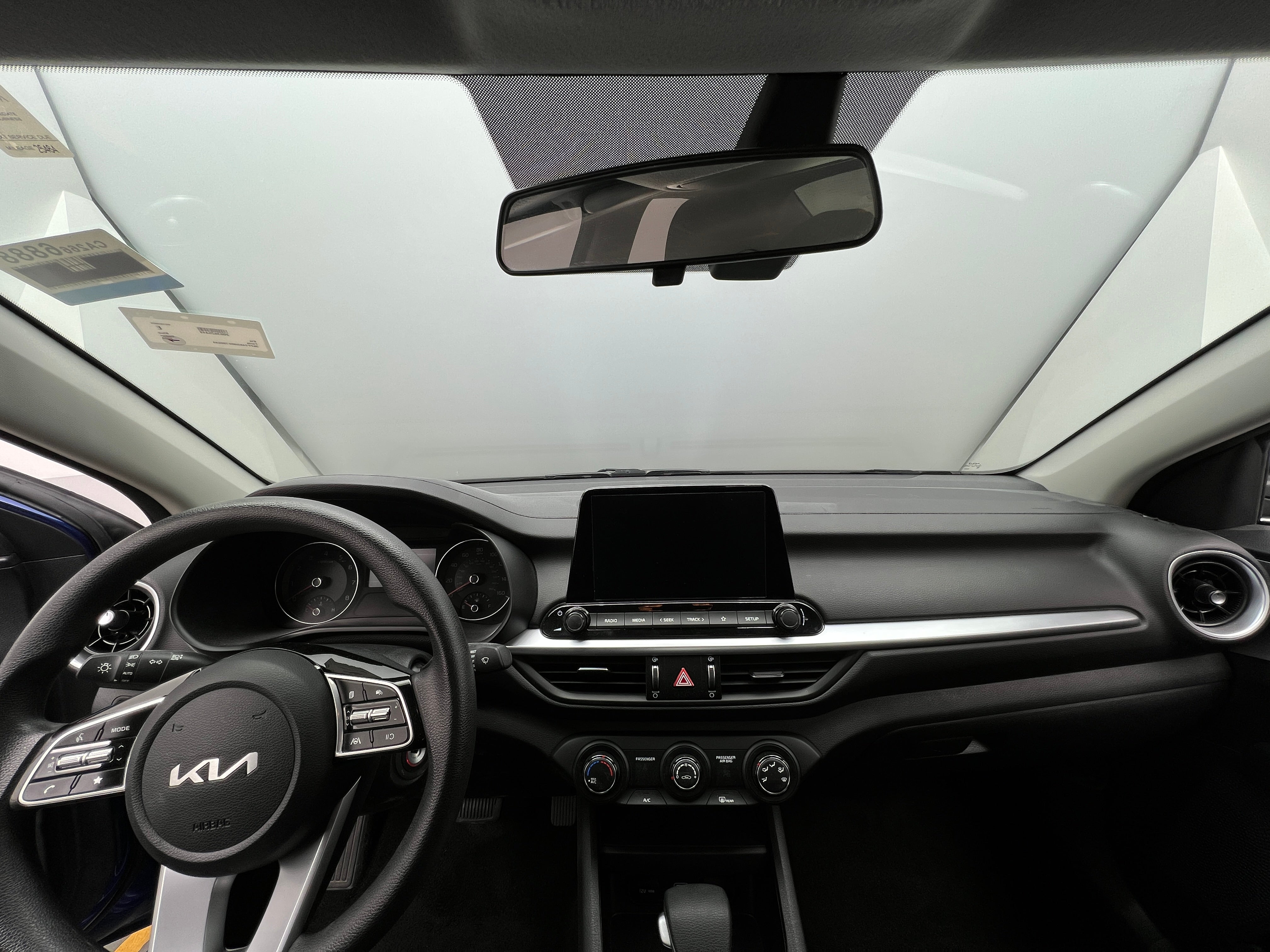 2024 Kia Forte LXS 3