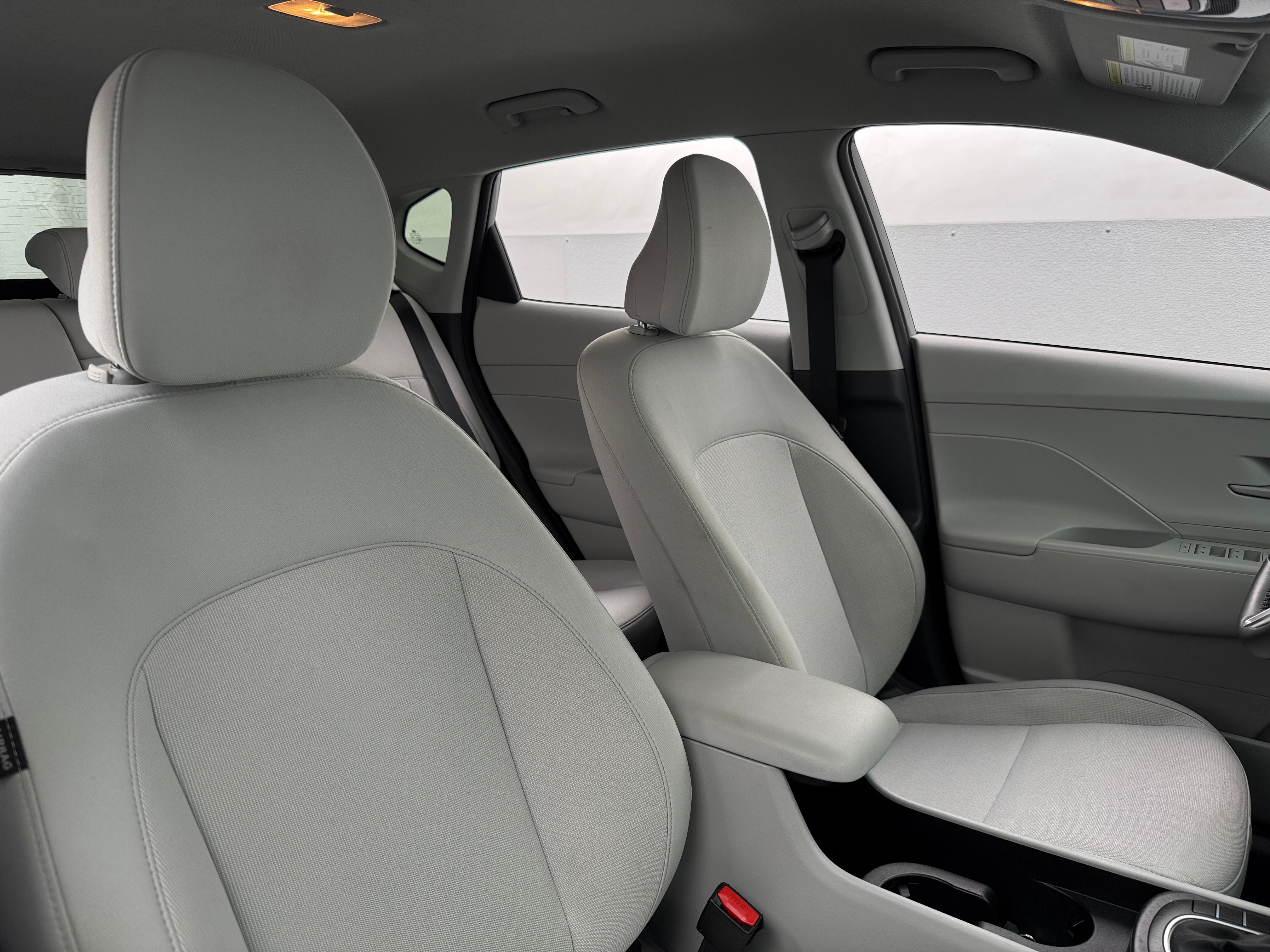 2025 Hyundai Kona SEL 2