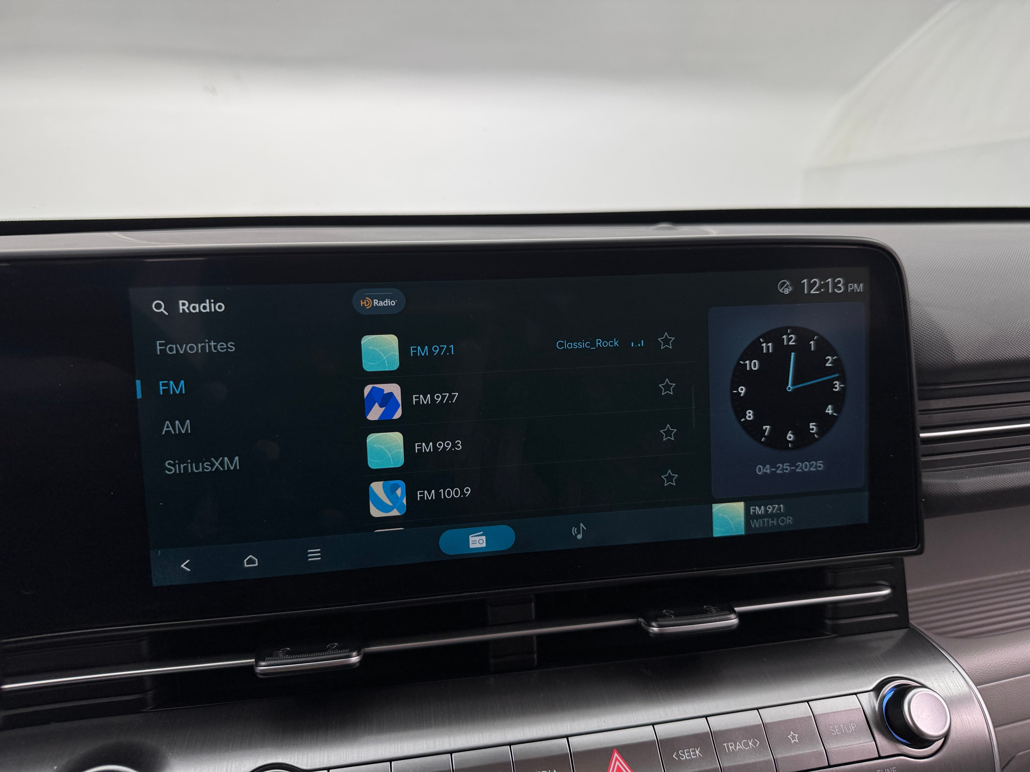 2025 Hyundai Kona SEL 4