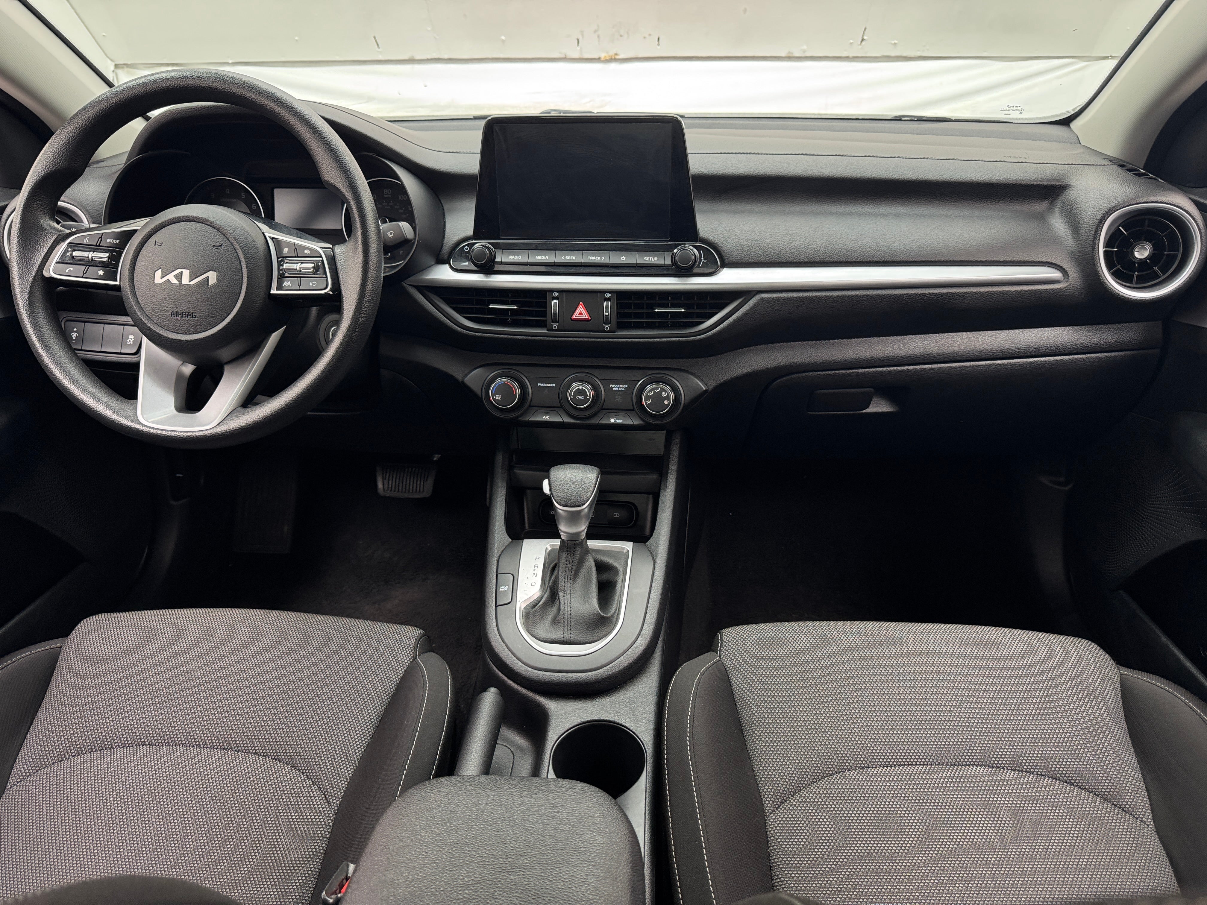 2024 Kia Forte LX 3