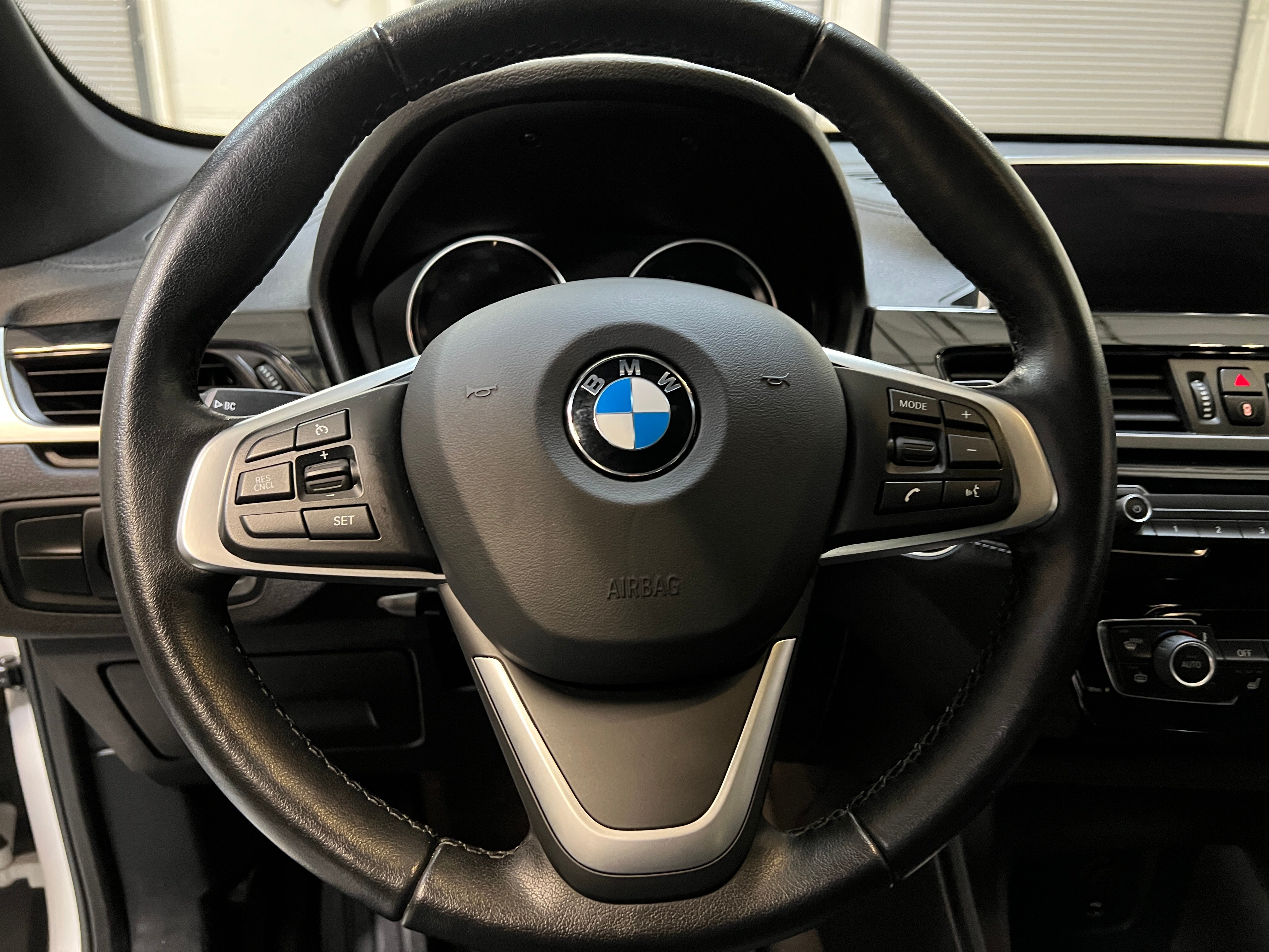 2021 BMW X1 sDrive28i 4