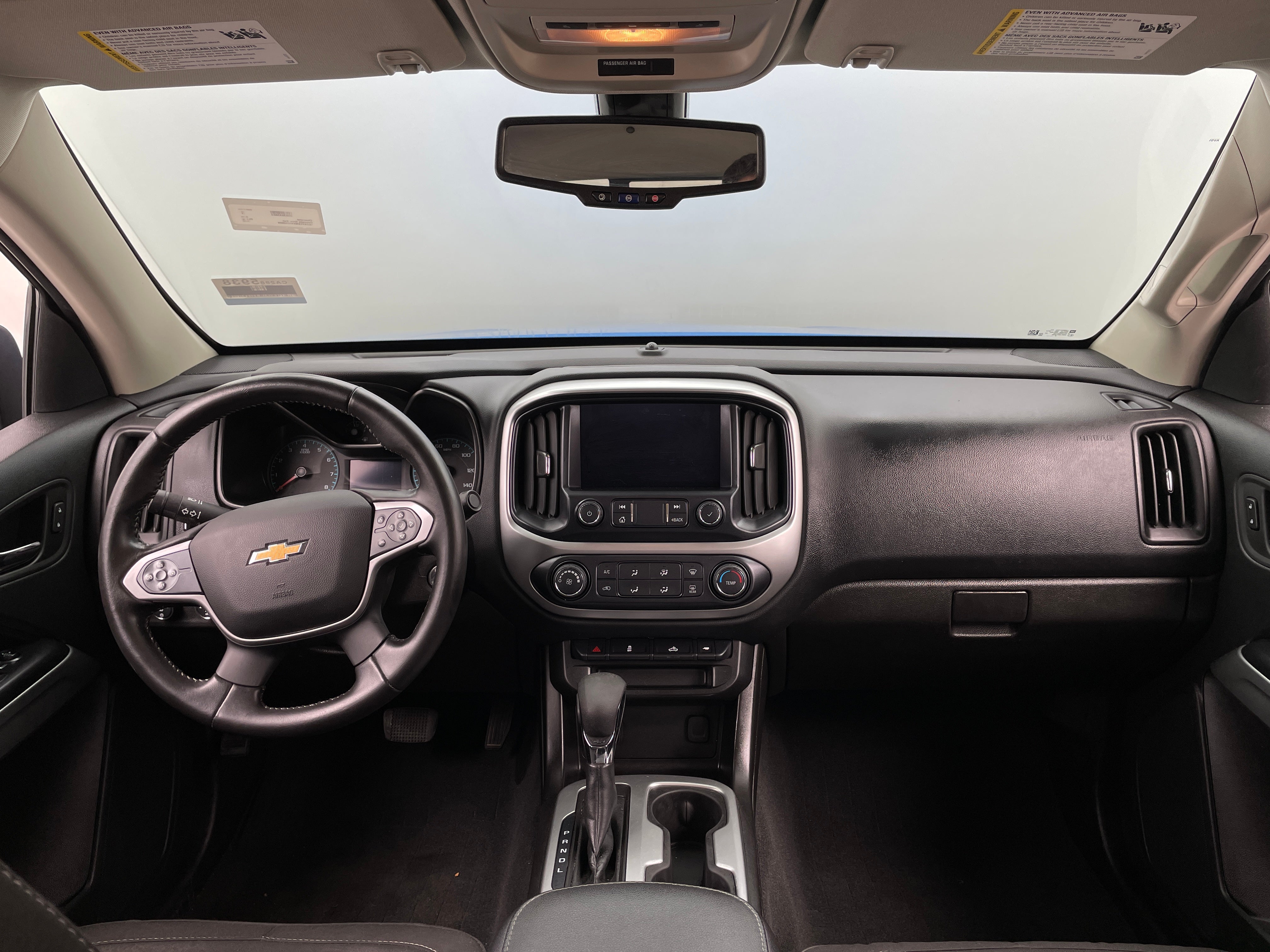 2022 Chevrolet Colorado LT 3