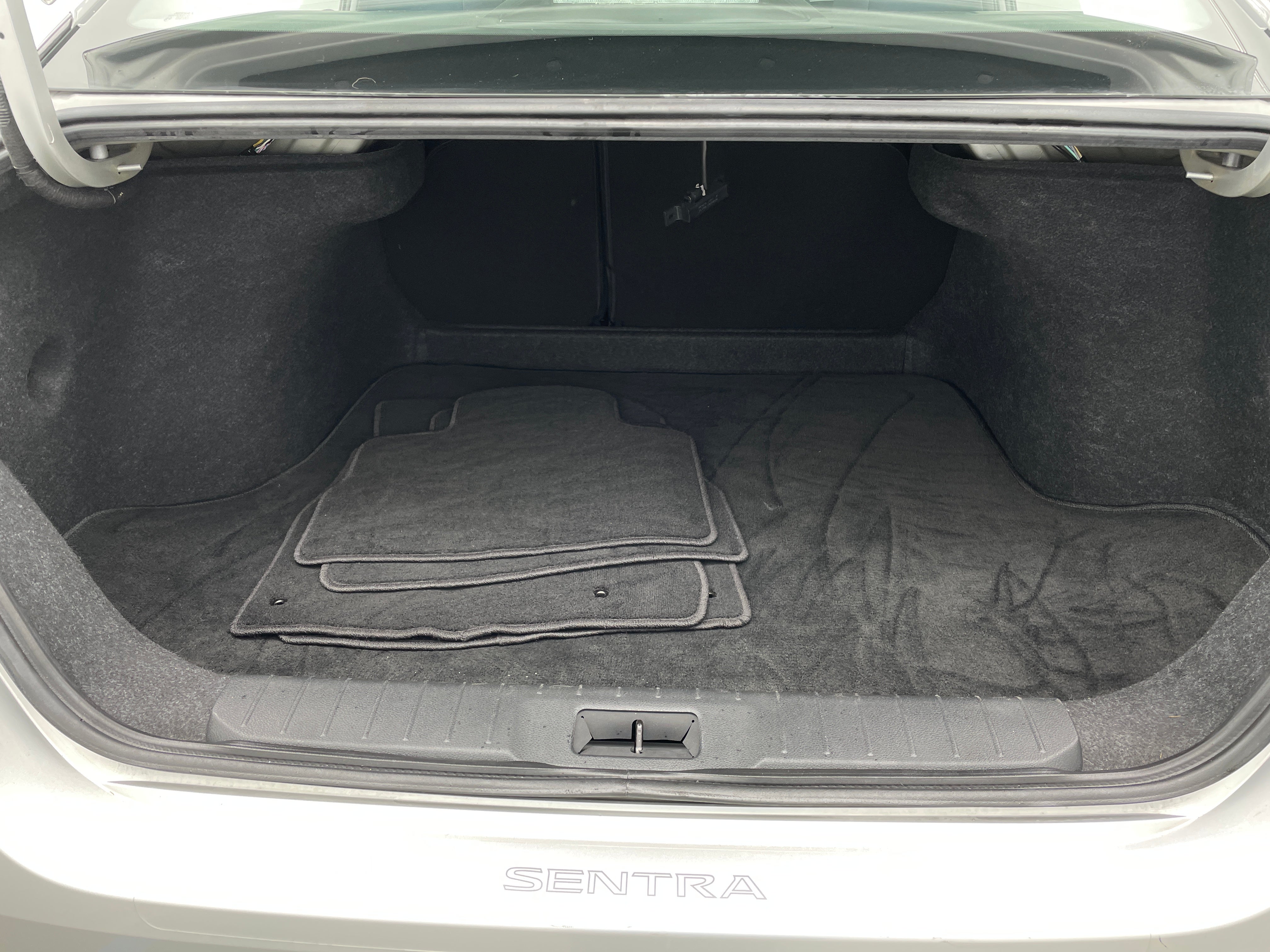 2021 Nissan Sentra SV 7