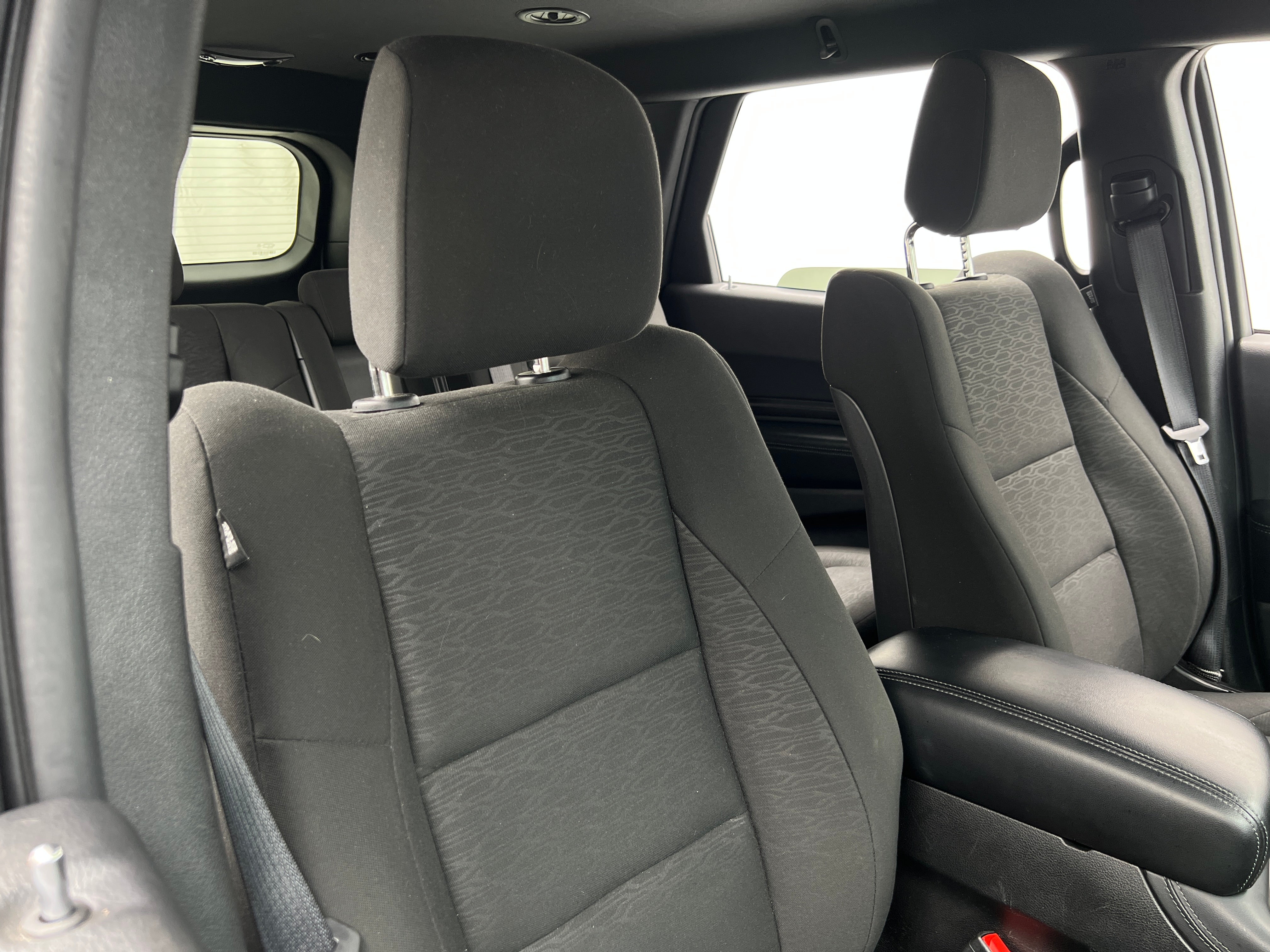 2023 Dodge Durango SXT 2