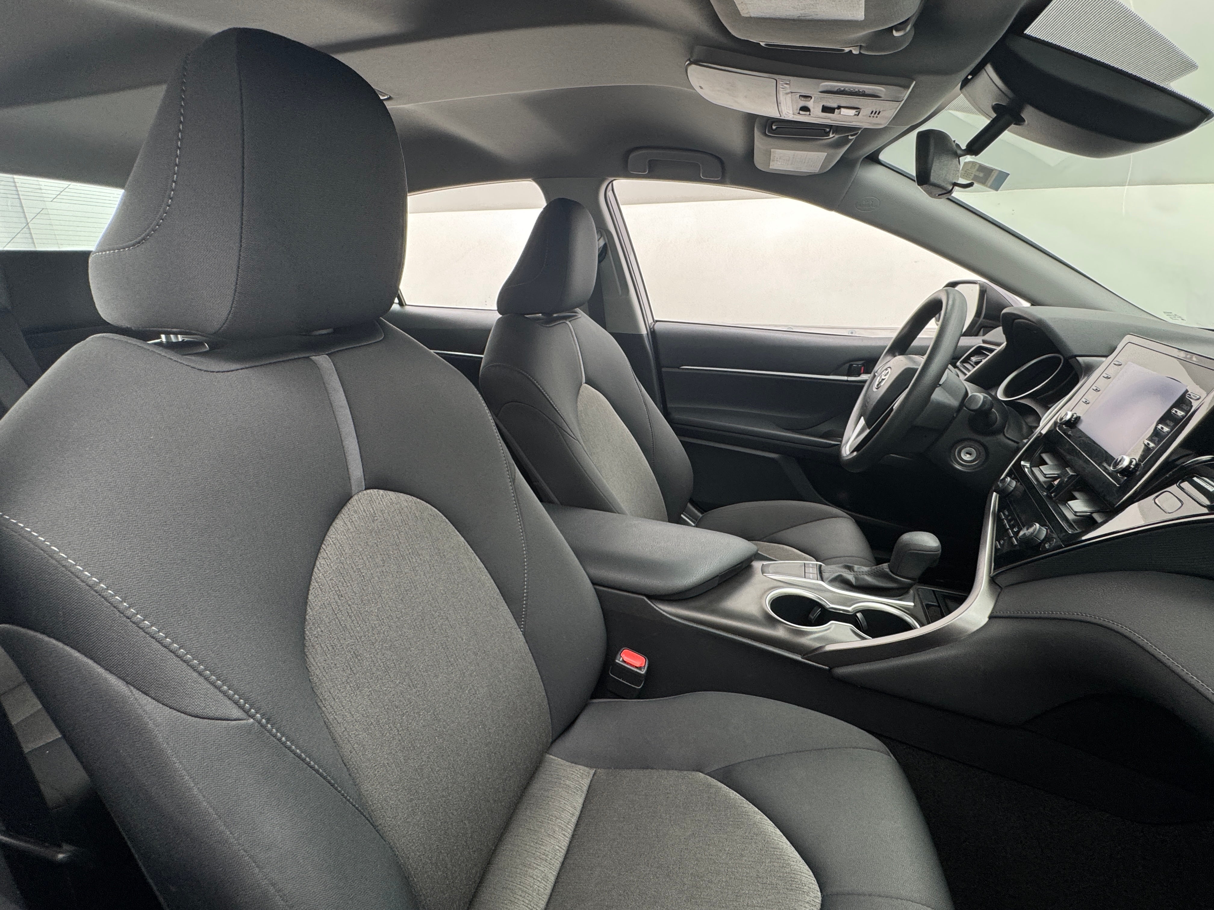 2023 Toyota Camry LE 2