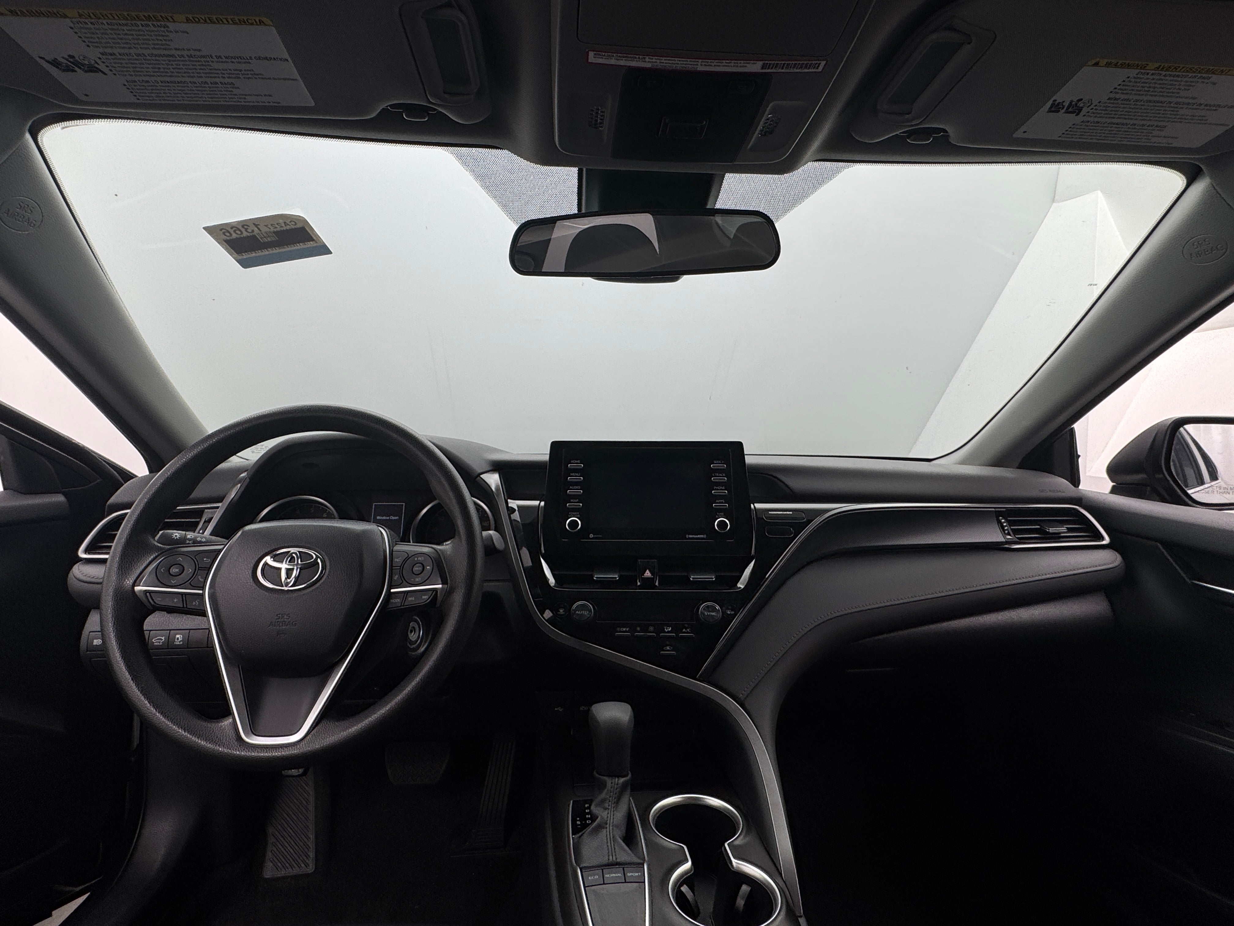 2023 Toyota Camry LE 3