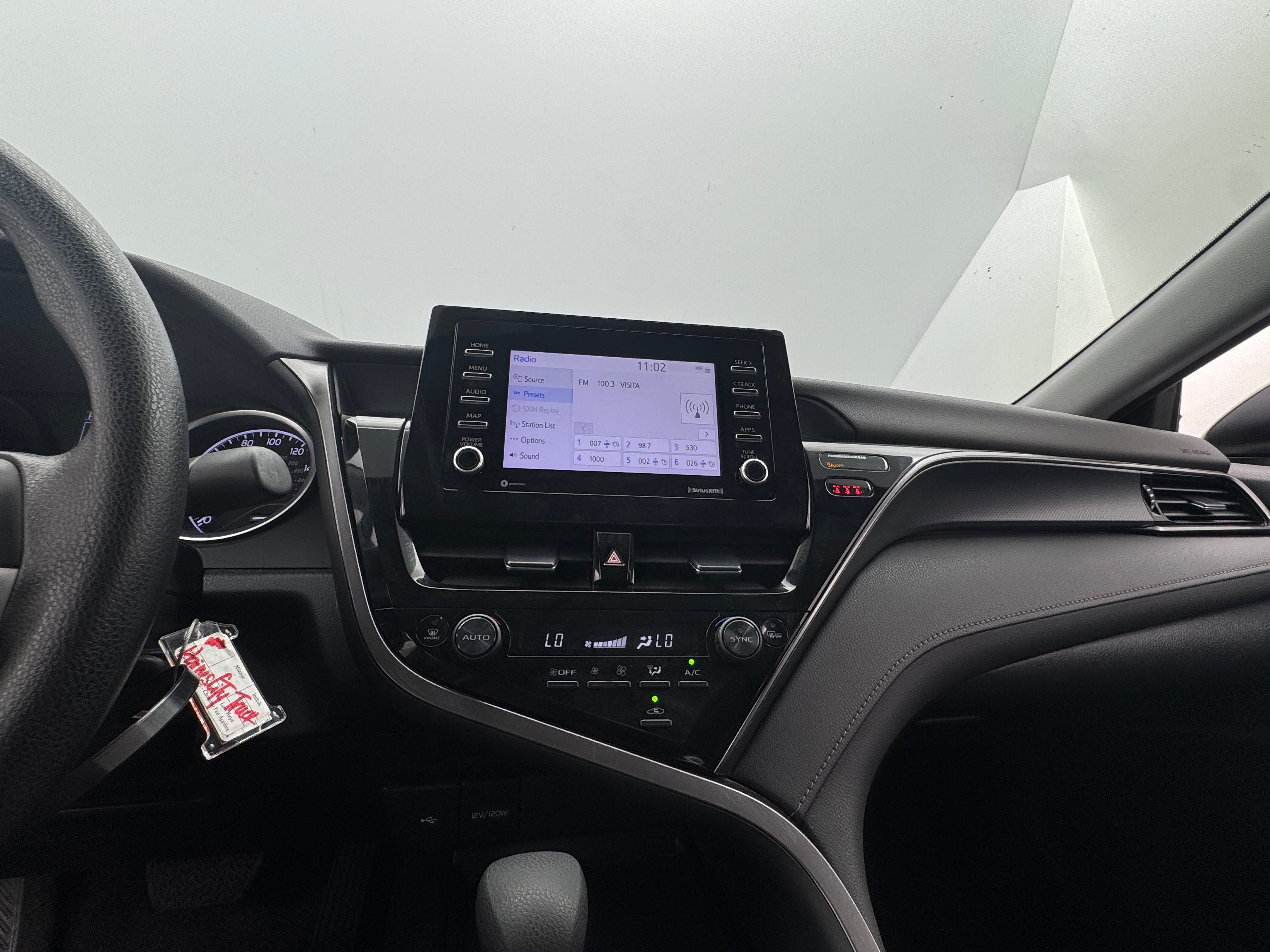 2023 Toyota Camry LE 4