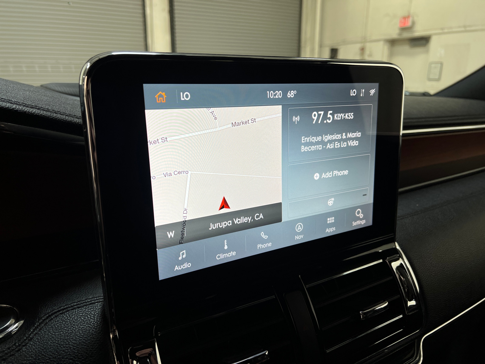 Thumbnail: 2020 Lincoln Navigator L - 3