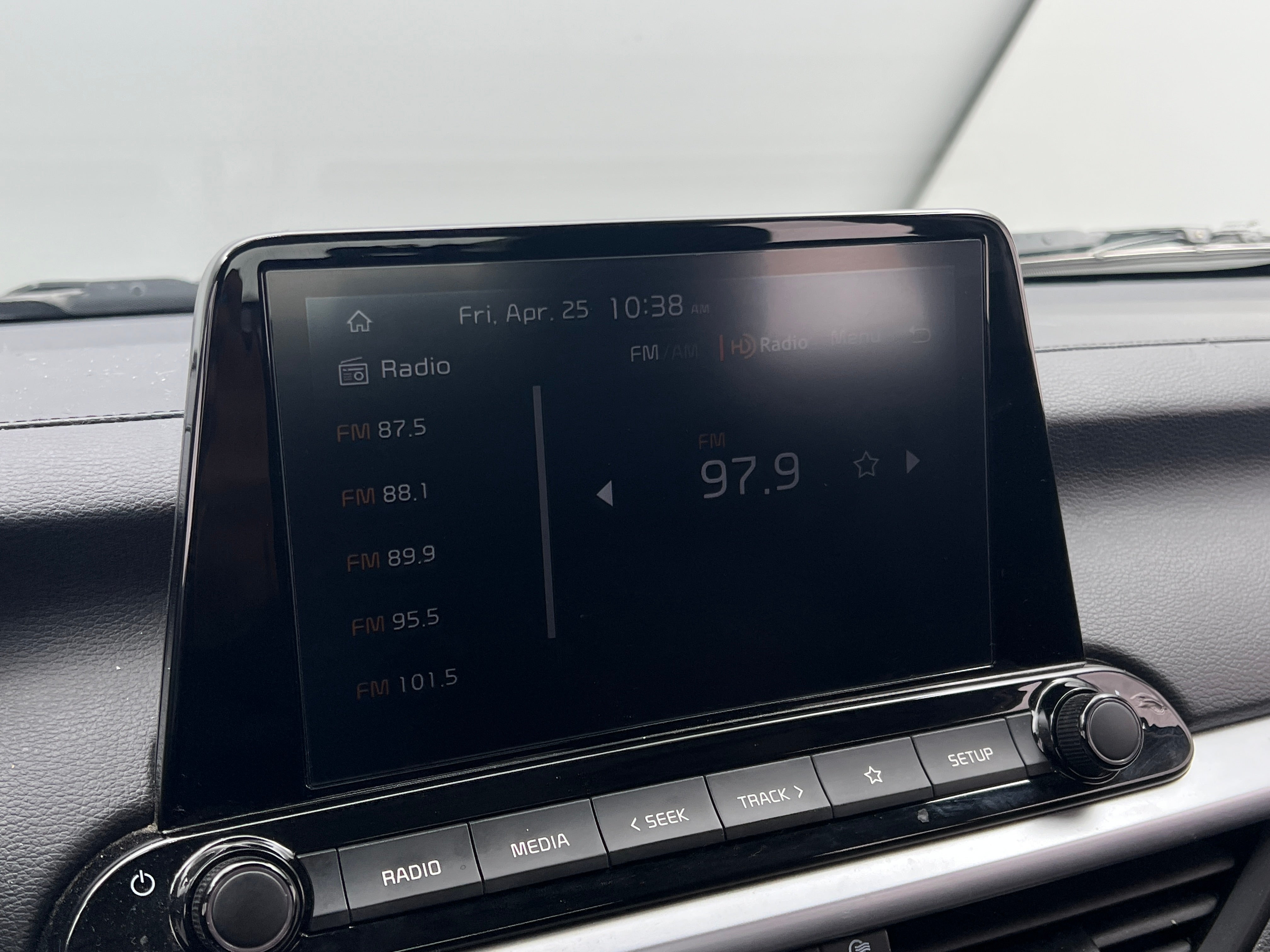 2024 Kia Forte LXS 4