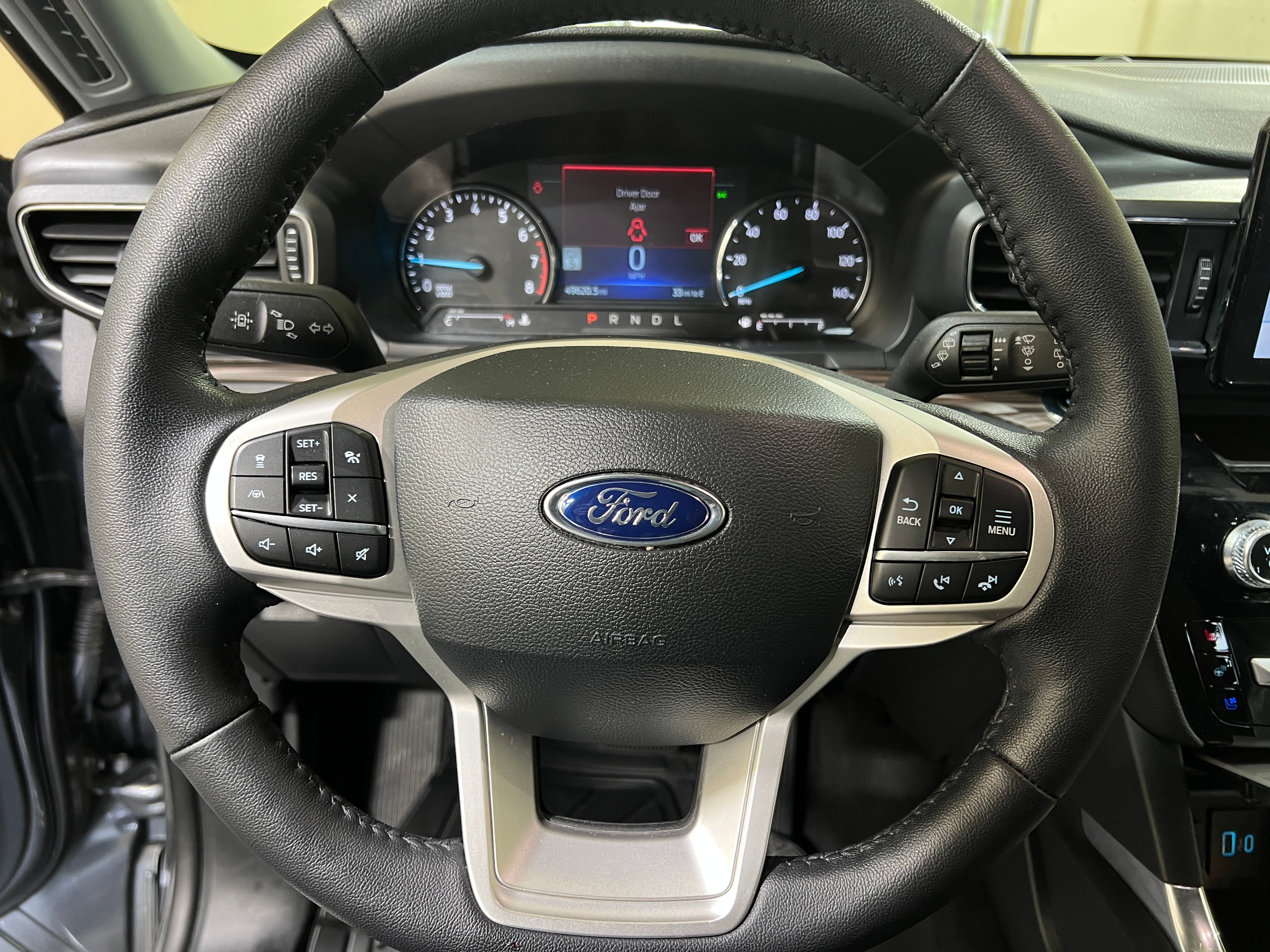 2023 Ford Explorer Limited 4