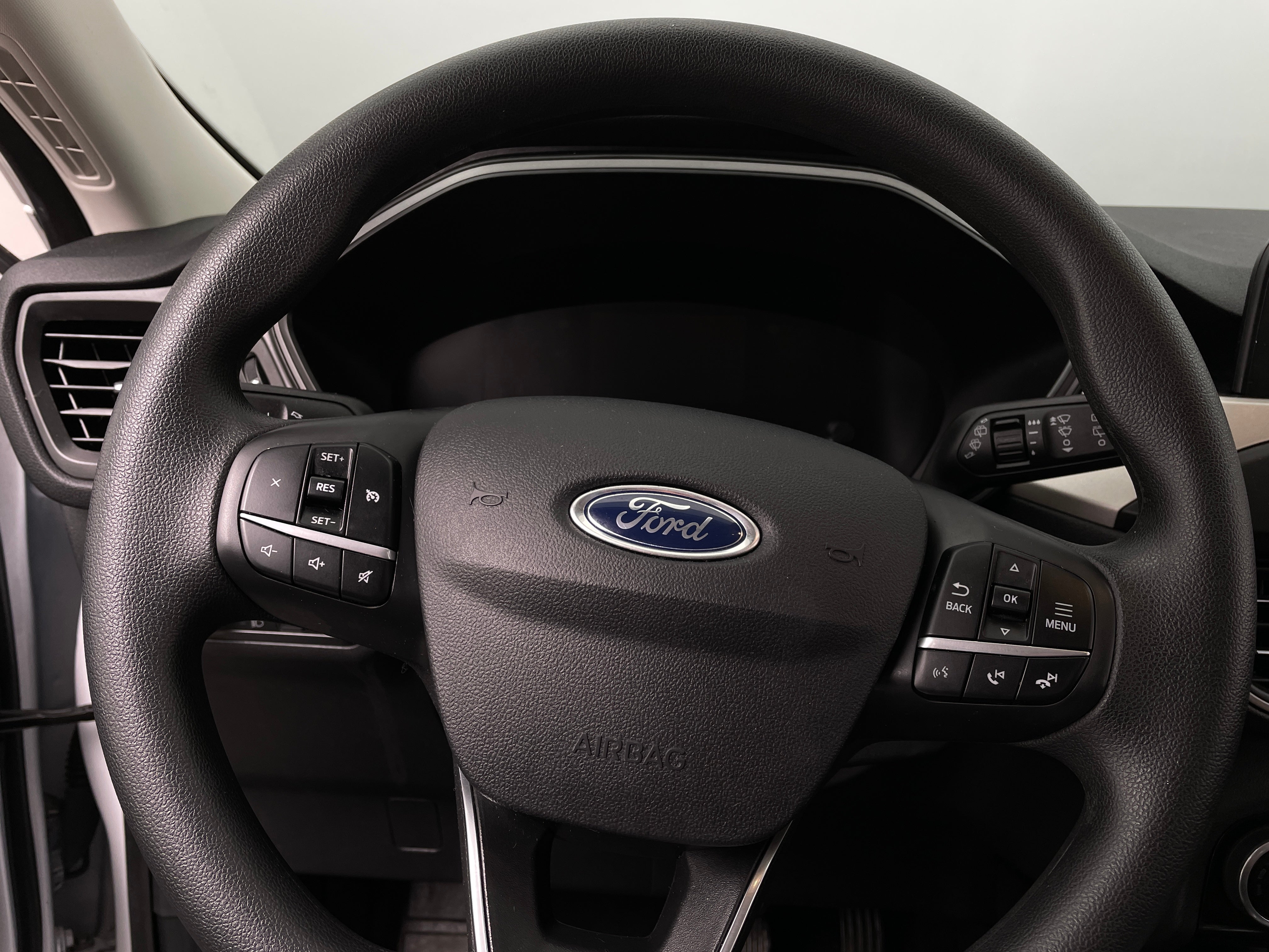 2021 Ford Escape S 5