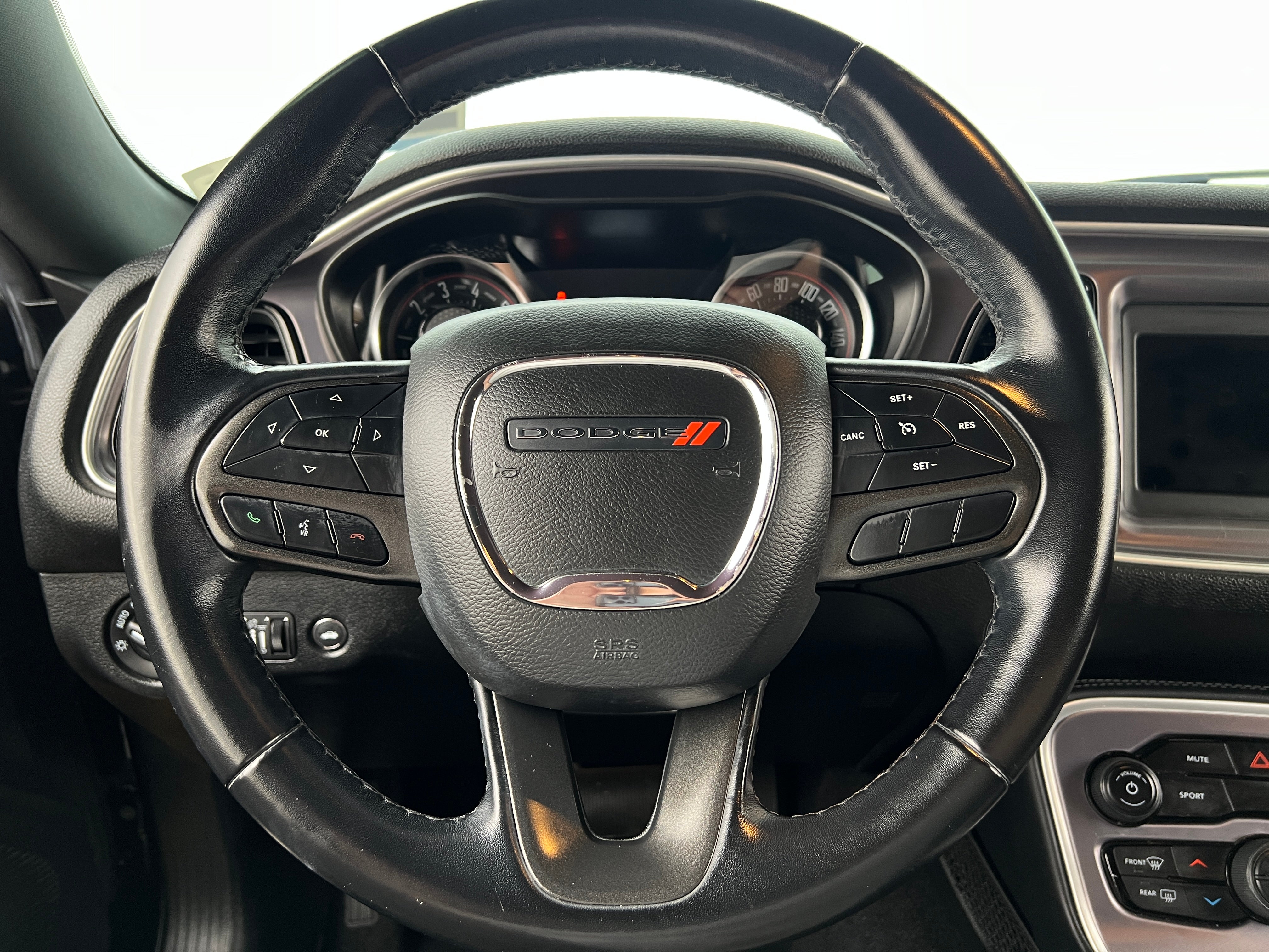 2020 Dodge Challenger SXT 4