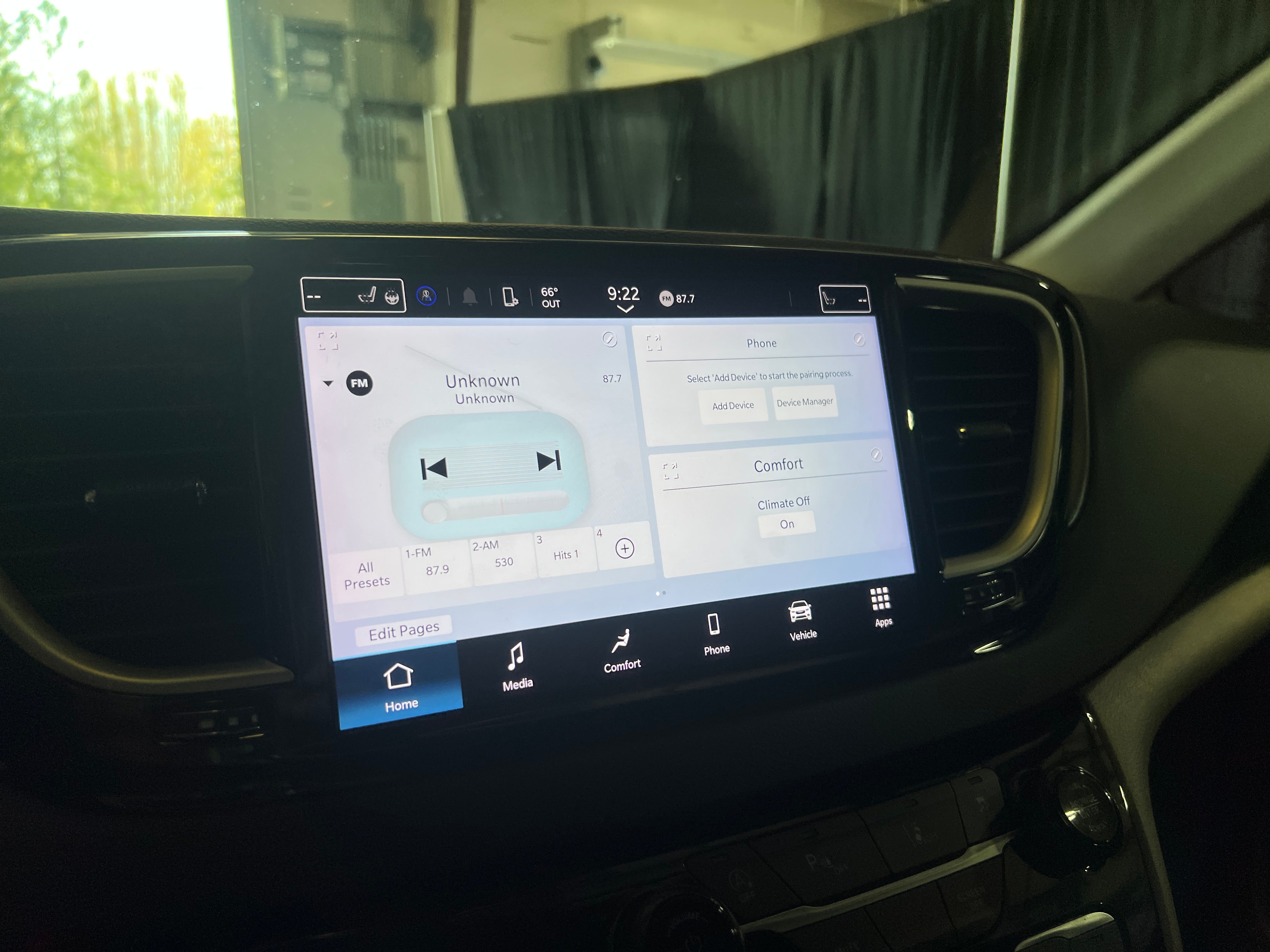 2023 Chrysler Pacifica Touring L 3